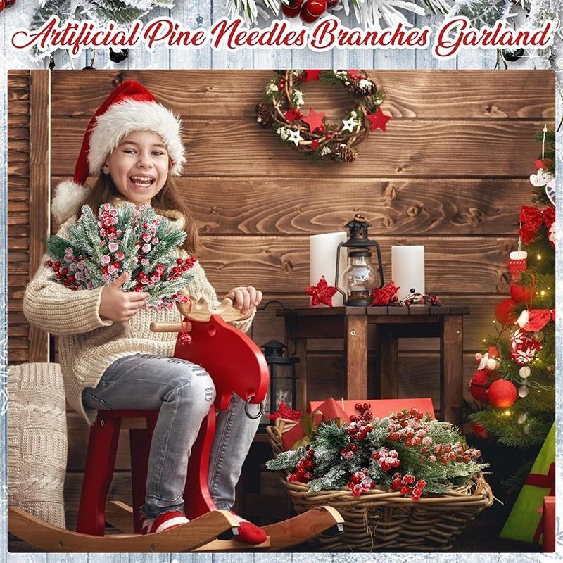 20/26cm Snow White Artificial Pine Needle Branches with Holly Berry Xmas Wreath