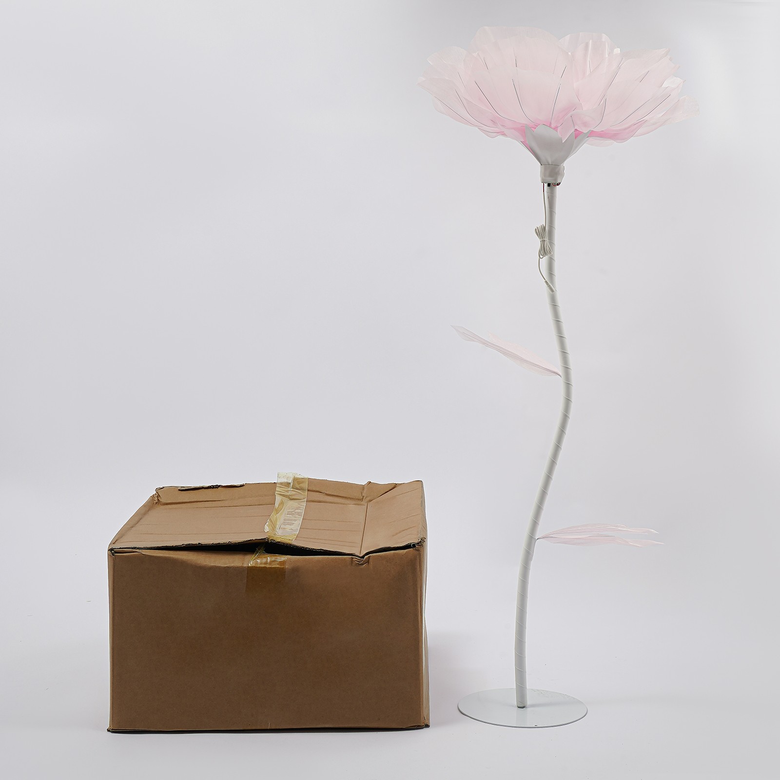 Auto-Open Artificial Flower with LED Light Green Floral Decor For Wedding Party