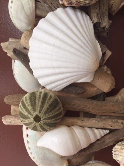 Beach Decor Handmade Seashell and Starfish Driftwood Wreath – Coastal Home Decor