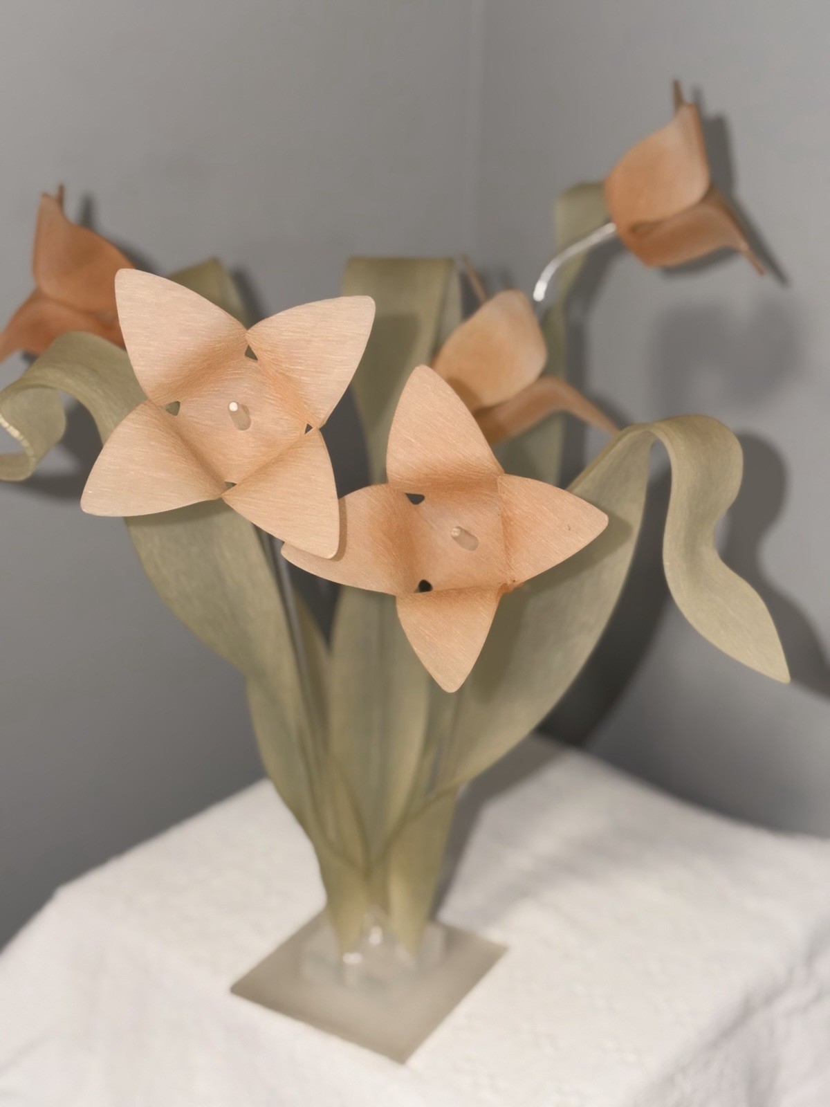 Vintage Lucite Acrylic Flower Sculpture Frosted Peach Daffodil/Tulip