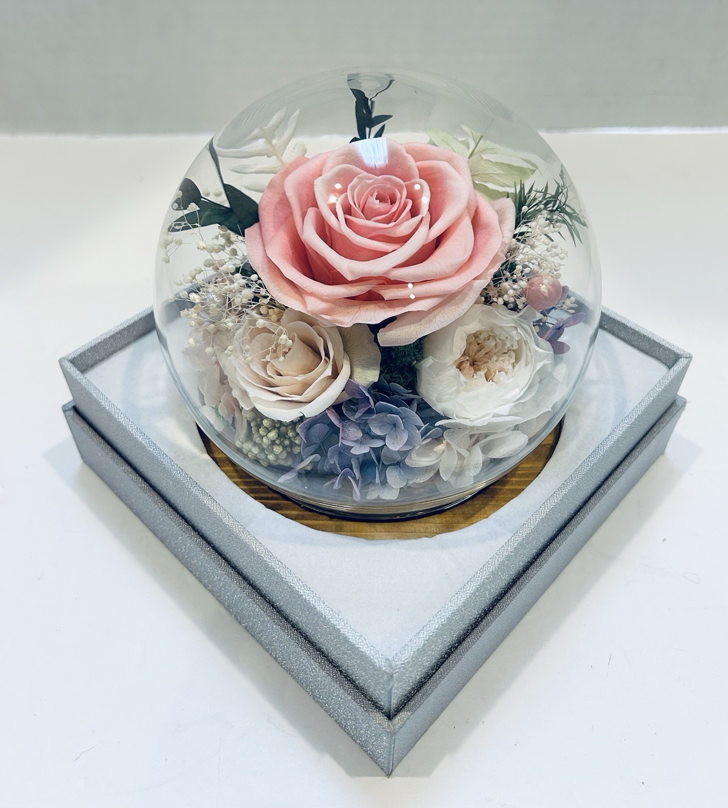 Preserved Flowers in Glass Dome with LED Light Forever Roses That Last