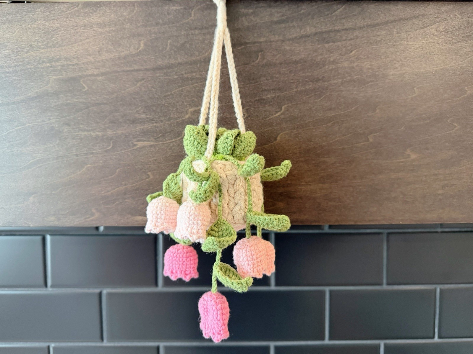 Handmade Crochet Hanging Wall Decor, Artificial Yarn, Pink Lily Of The Valley