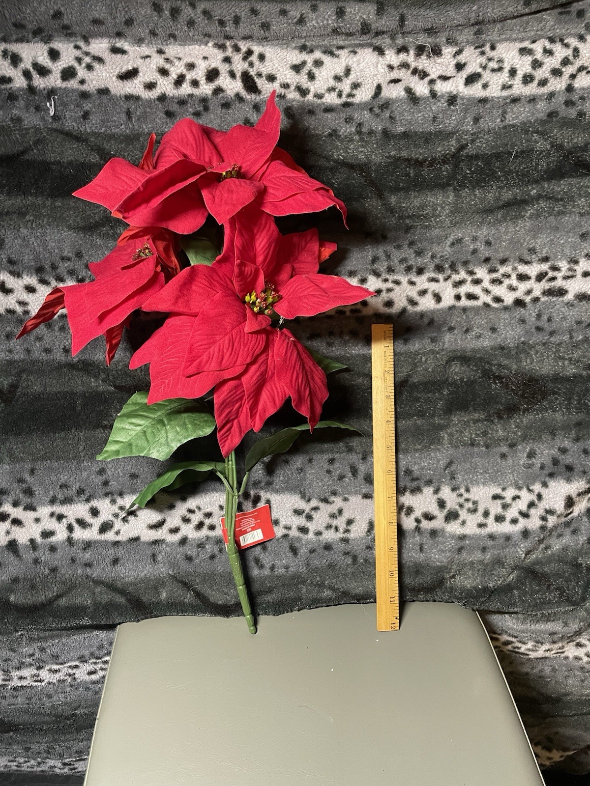 Lot 19 Poinsettia Faux Vase Stem Flowers 18 Inch Christmas Holiday Wreath Craft