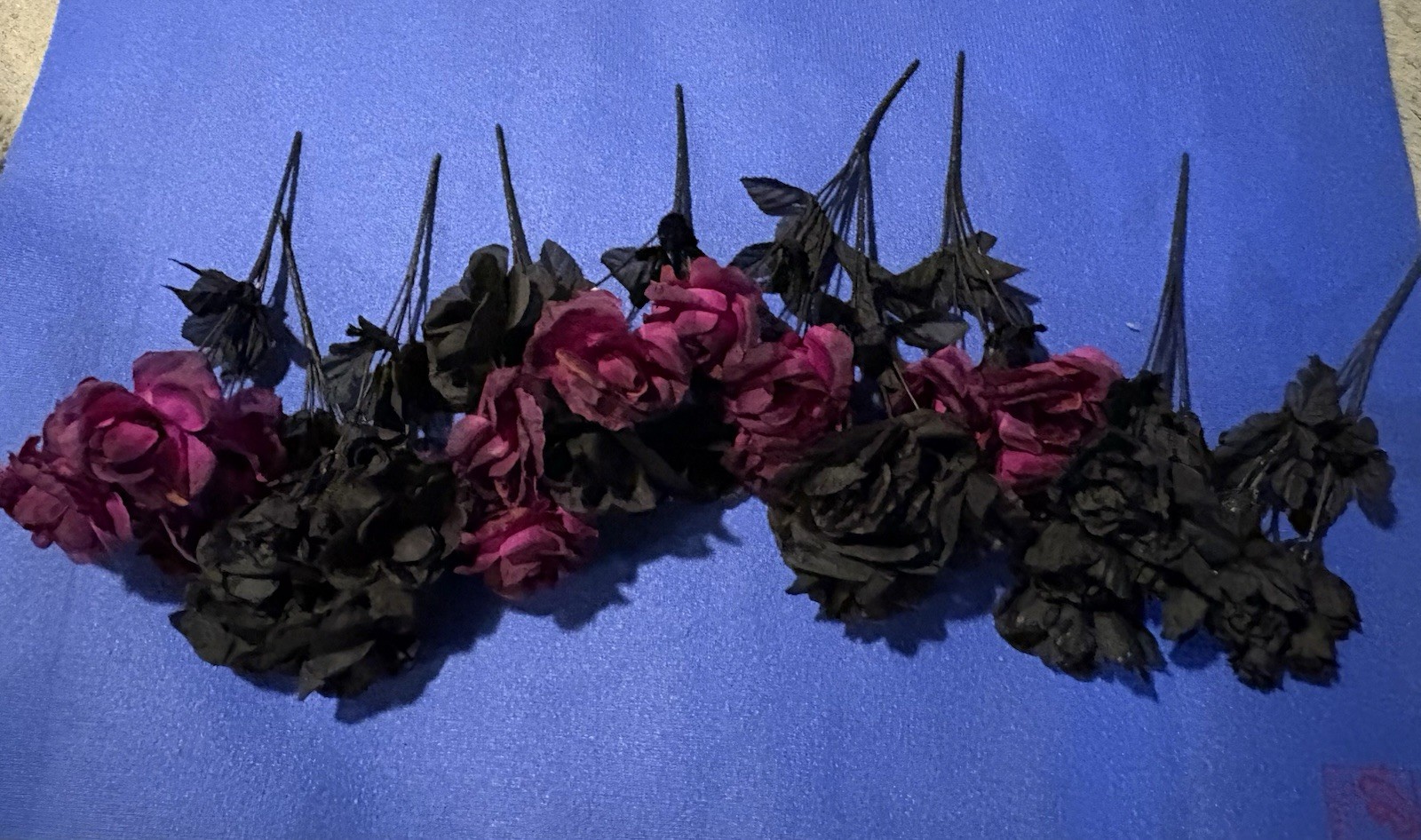 10 Boquets Roses Artificial Black Purple Roses On Stem Artificial Flowers 70PC