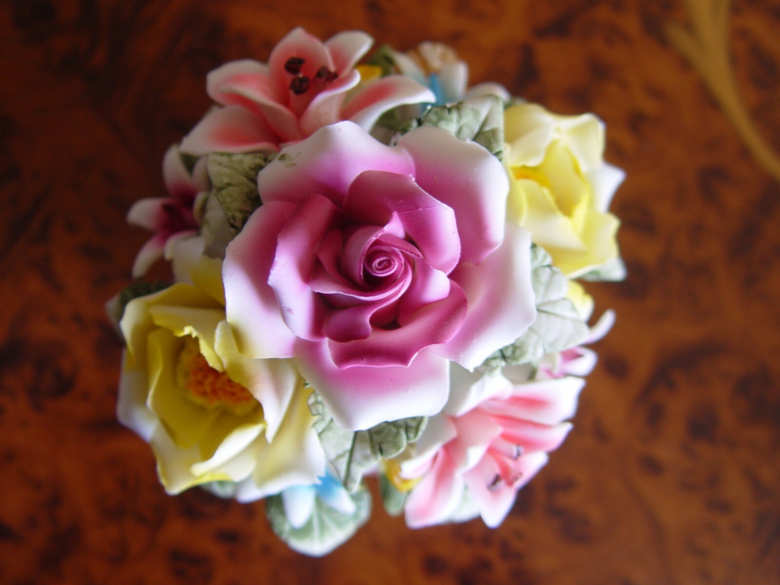 4″ NEW PORCELAIN Flower Arrangement Basket BOUQUET EASTER HAPPY BIRTHDAY LOVE ++