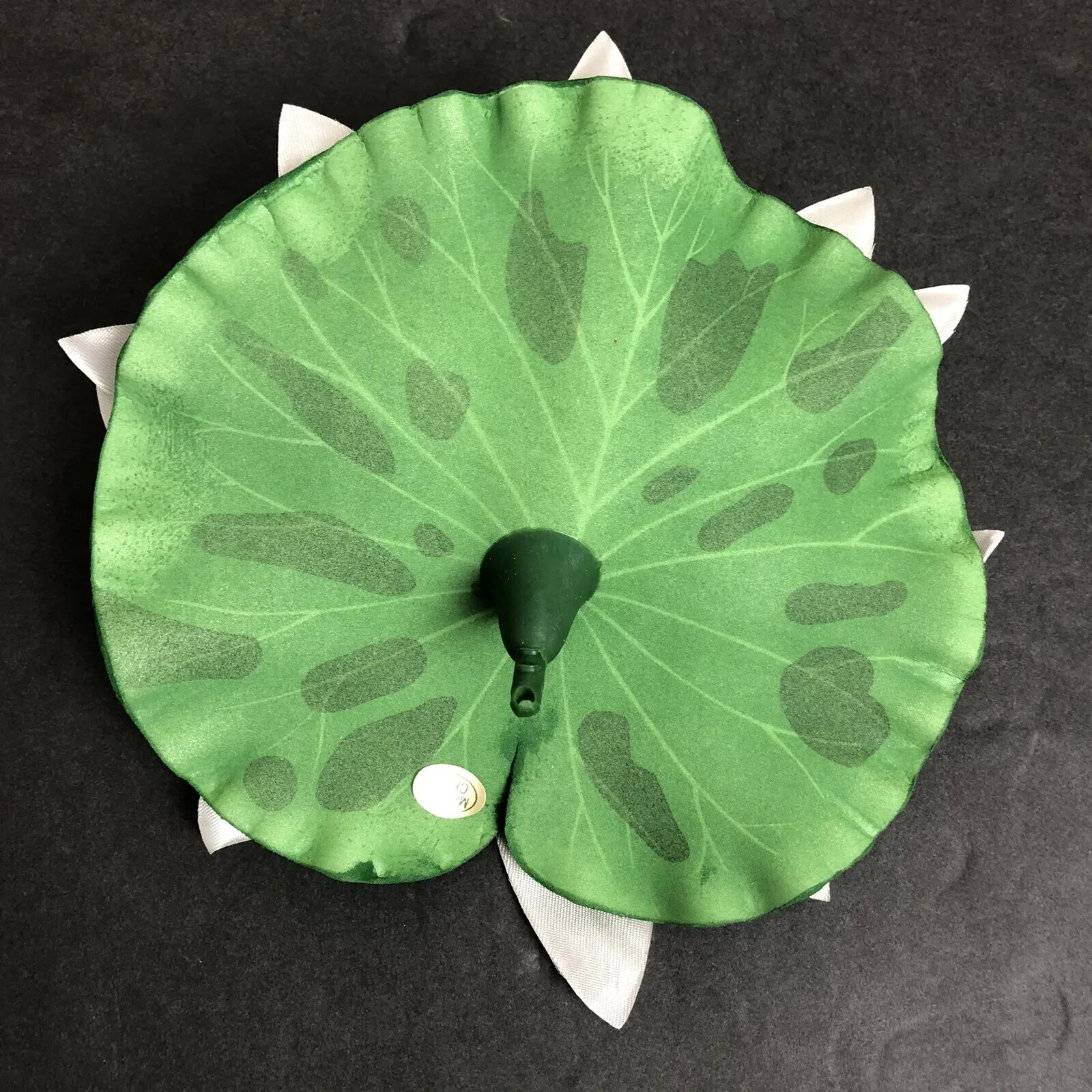3 FLOATING ARTIFICIAL BLOOMING WATER LILY FLOWERS FOR POND 6 inches