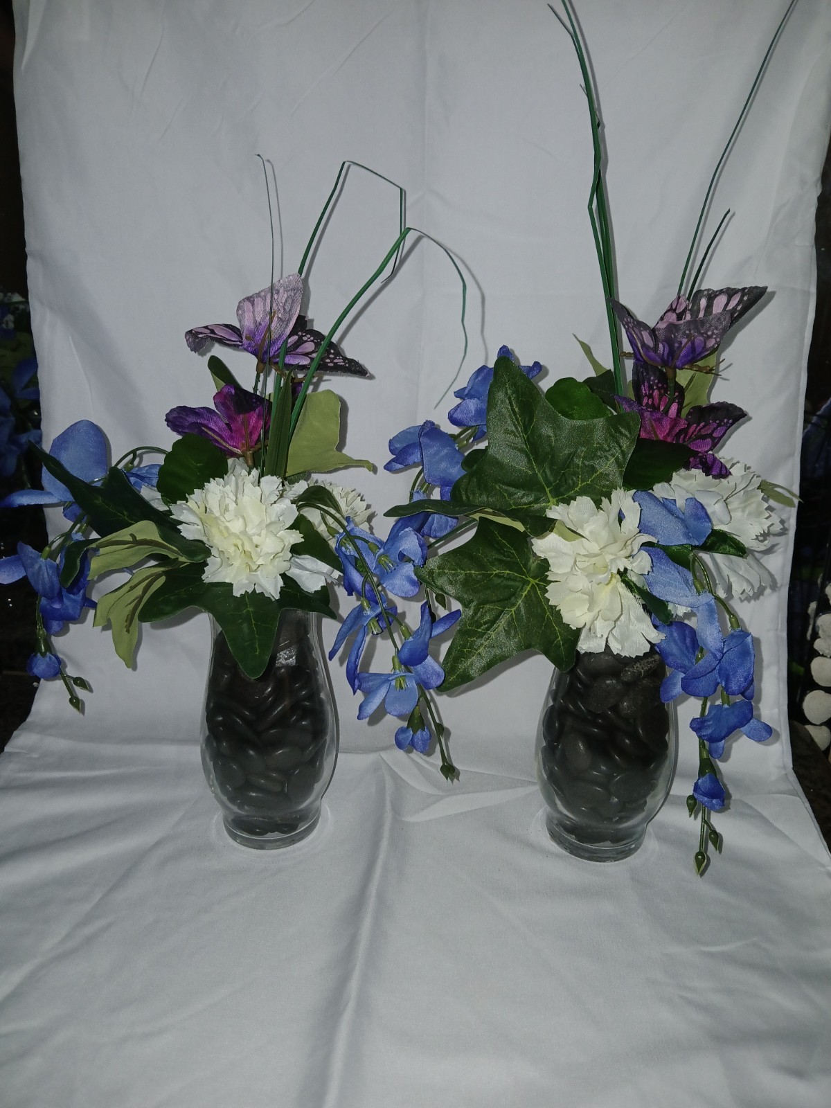 Set of 4 Artificial Blue/White Floral Arrangements w/ Purple Butterflies