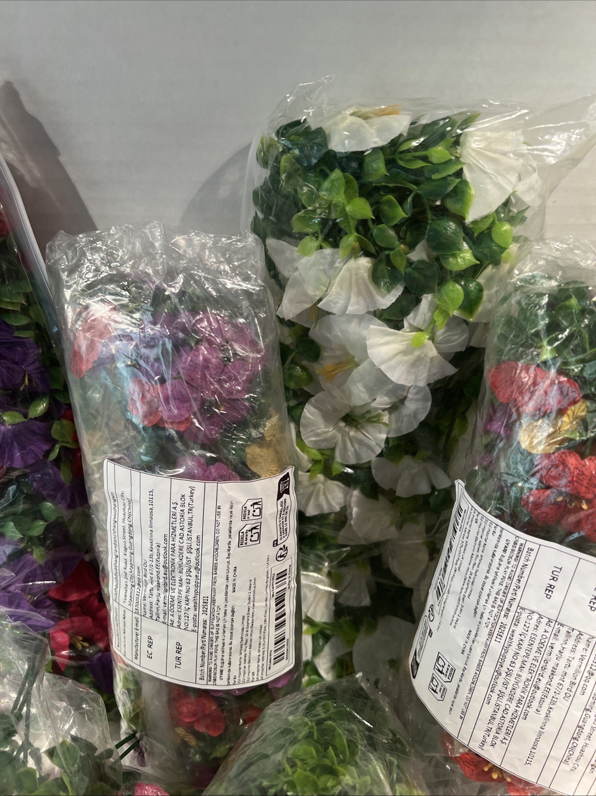 15 pc New Assorted Artificial Flowers Indoors Outdoors Spring Decoration Basket