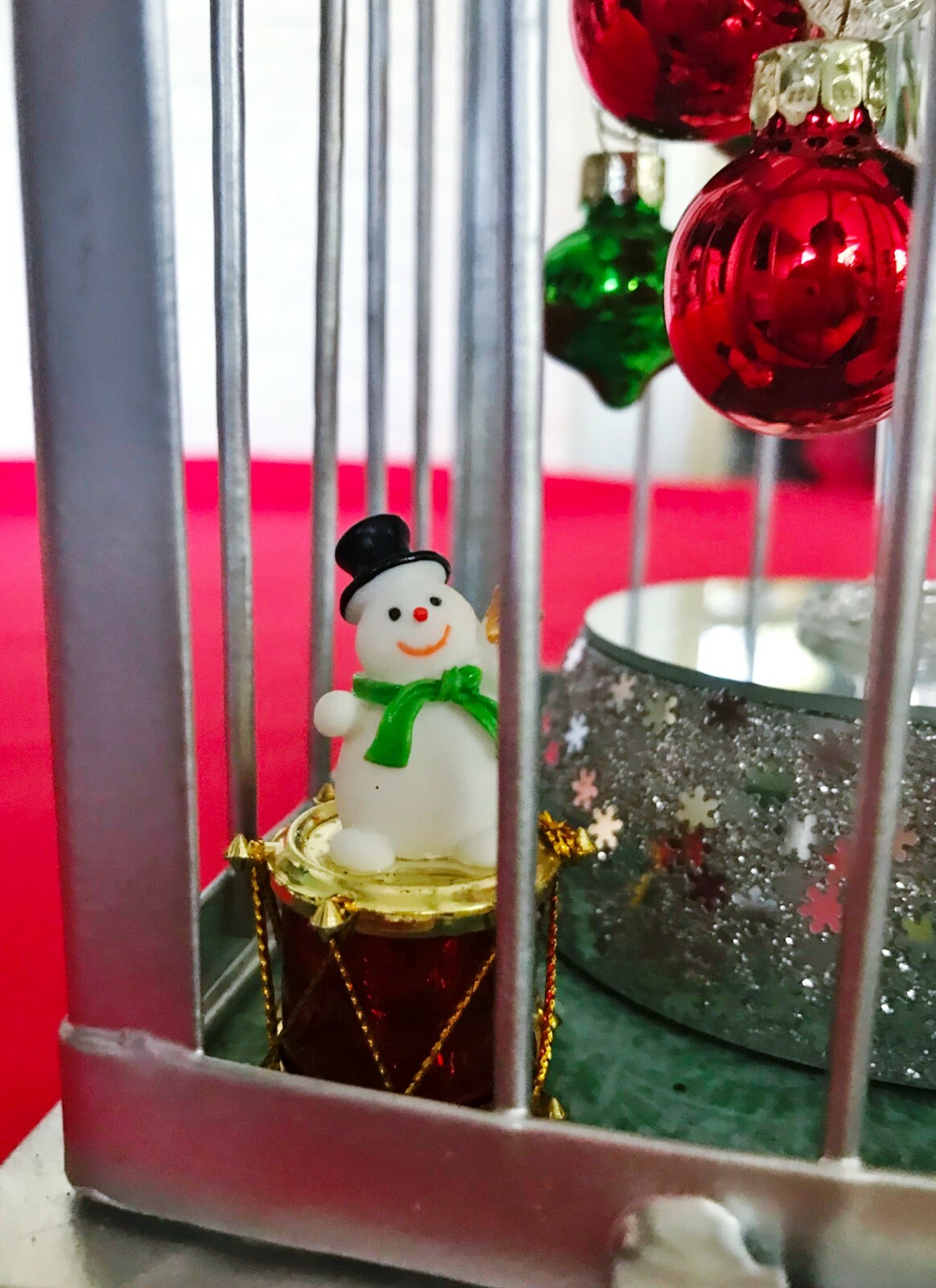 Christmas Birdcage, Battery Operated Tree, Unicorn Ornament, Snowman, Holly