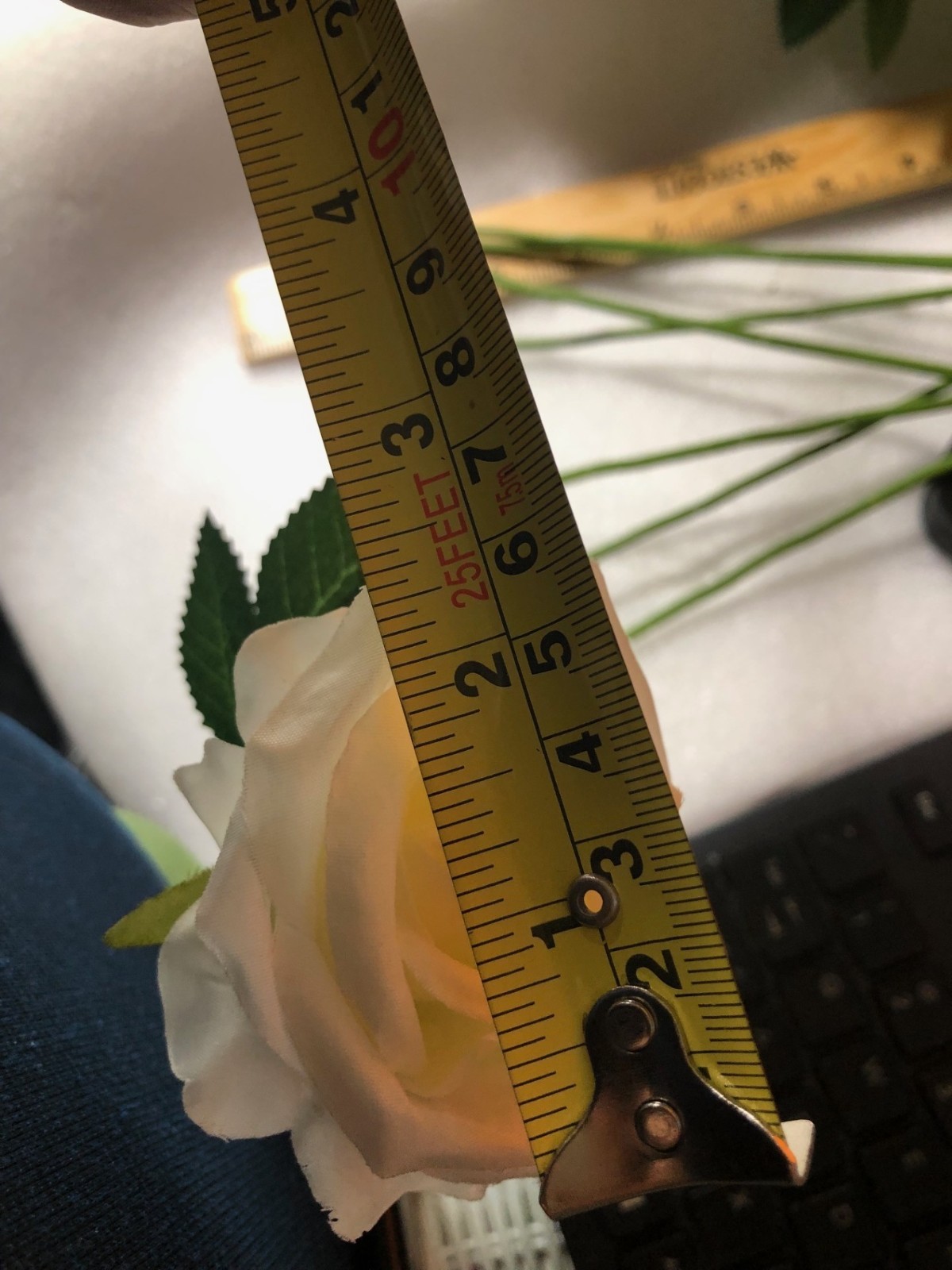 8 PCS White Fake Flowers Decor Real Touch Artificial silk Rose 20″L(Z1