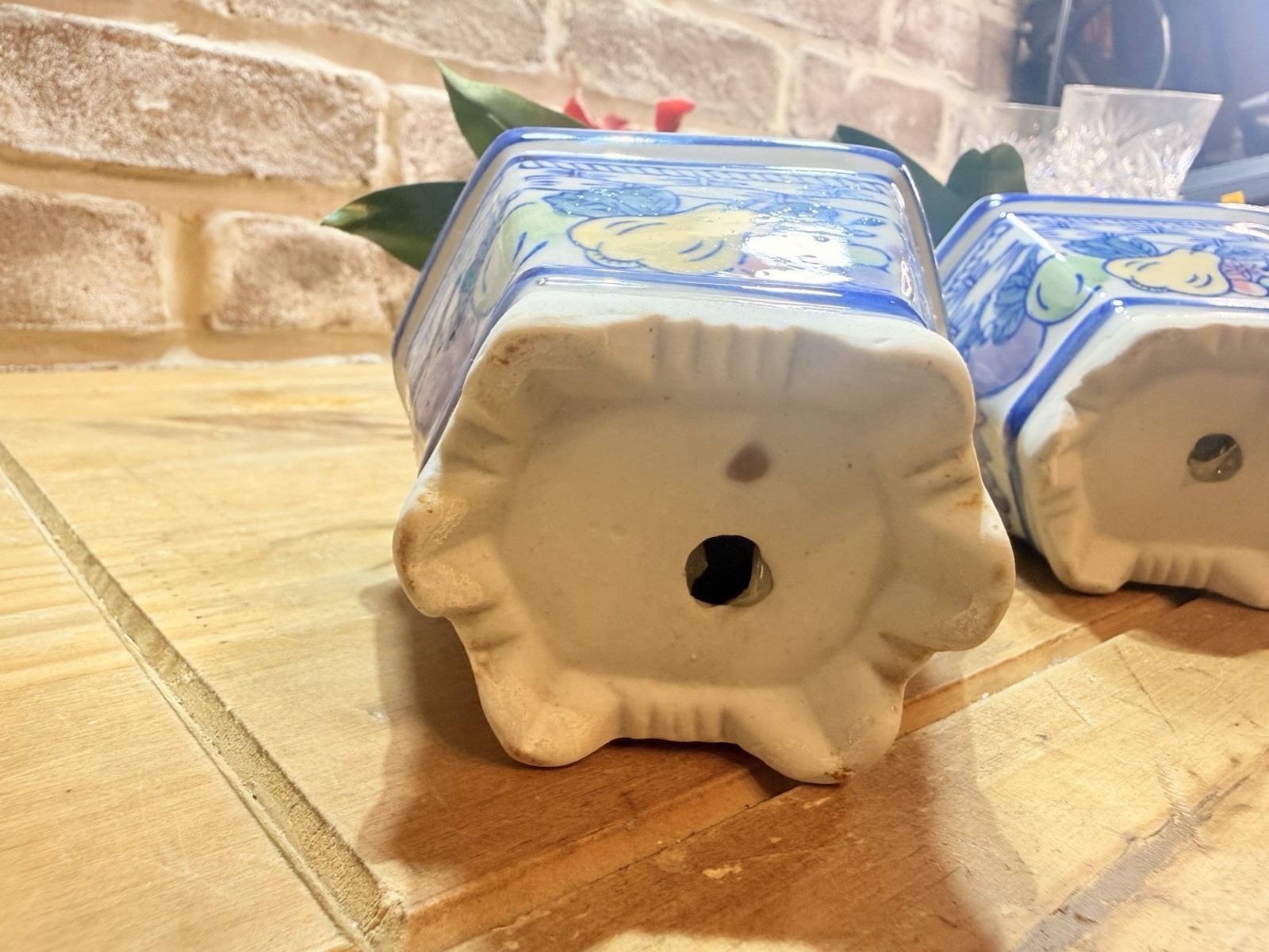 Set Of 2 Vtg Blue White Chinoiserie Ceramic Pot Pink & Yellow Artificial Orchid