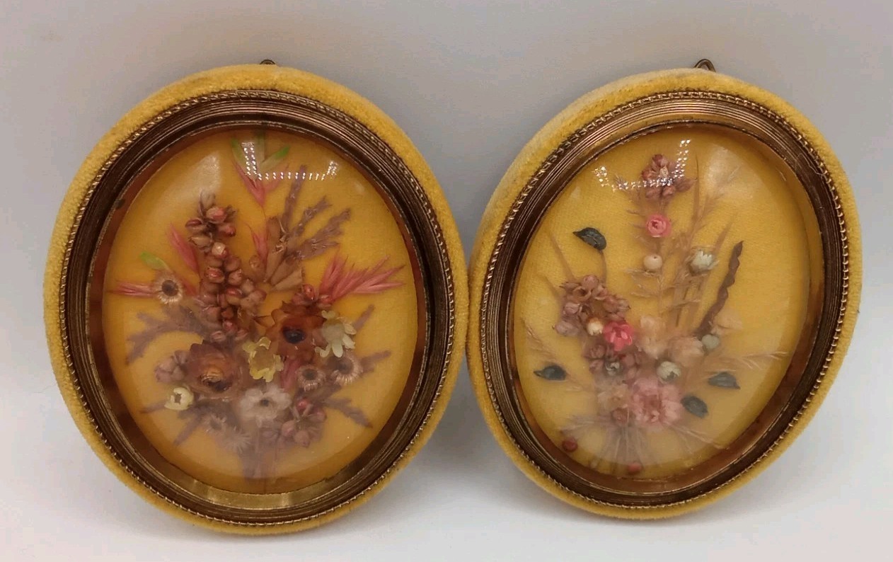 Vintage Oval Dried Flowers in Bubble Glass 3″ x 4″ Set of 2