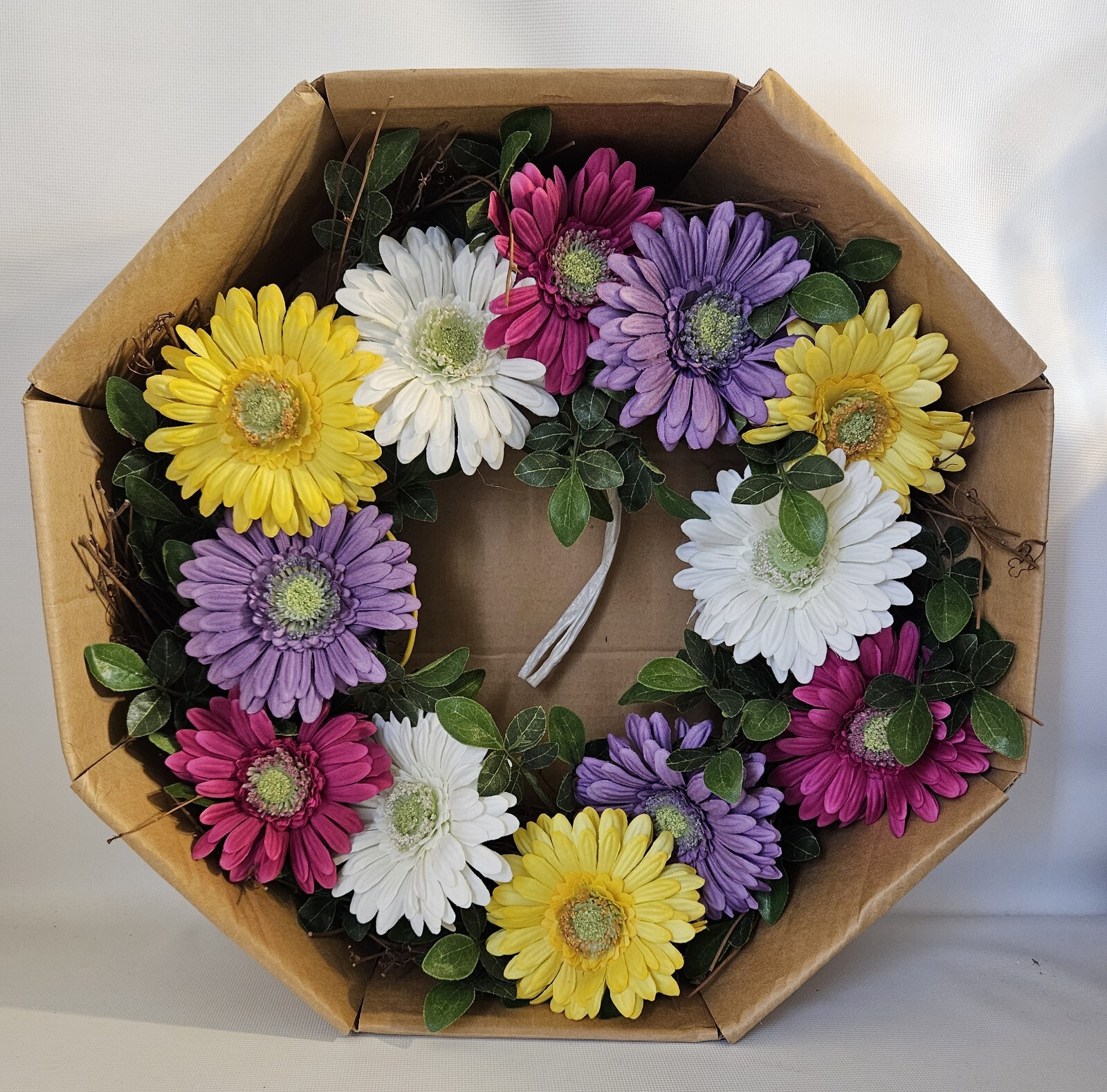 Springtime Brightly Colored Floral Daisy Grapevine 16″ Wreath With Ribbon Hanger