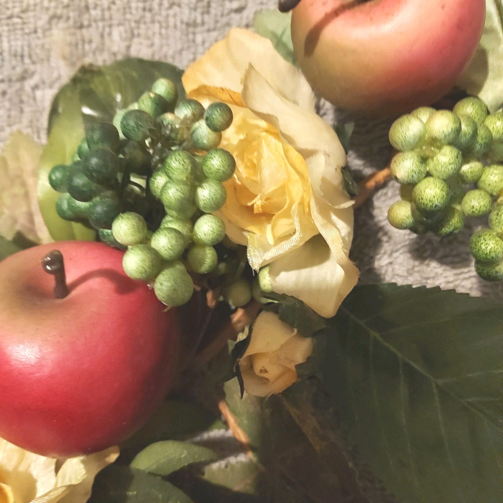 Vtg Floral Fruit Apple Swag Hanging Vine Roses Kitchen Farm Cottage 25 In READ