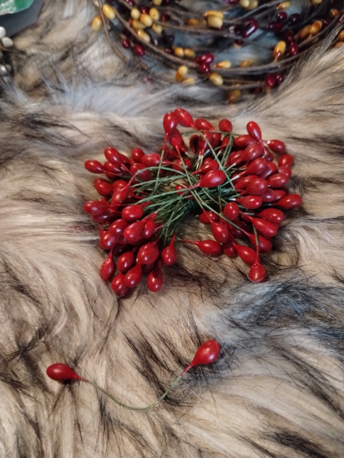 Christmas House Ivory Red Gold Primitive Pip Berry Roping Garland Mixed Lot New