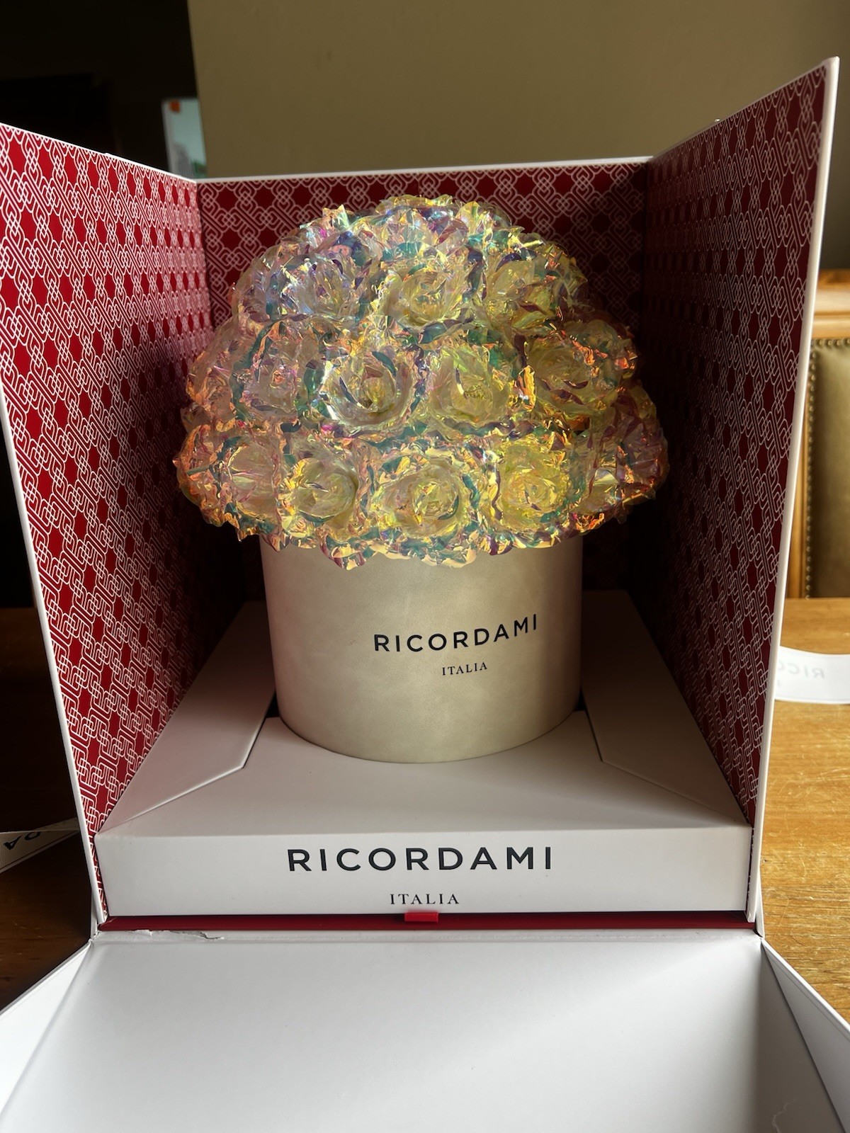 Forever Roses Flowers Lasting Gift RICORDAMI ITALIA IRIDESCENT BOUQUET 12″ NIB