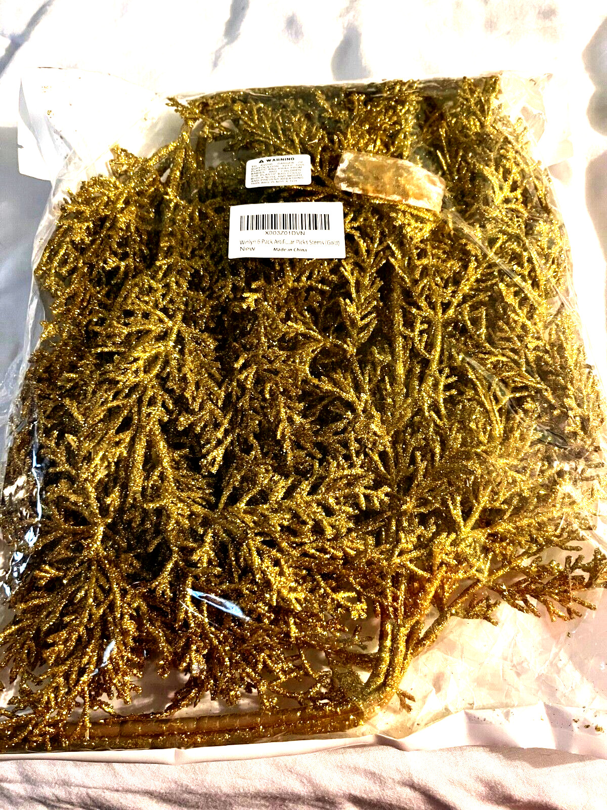 Winlyn 6 pack of Gold Glitter Floral Stems