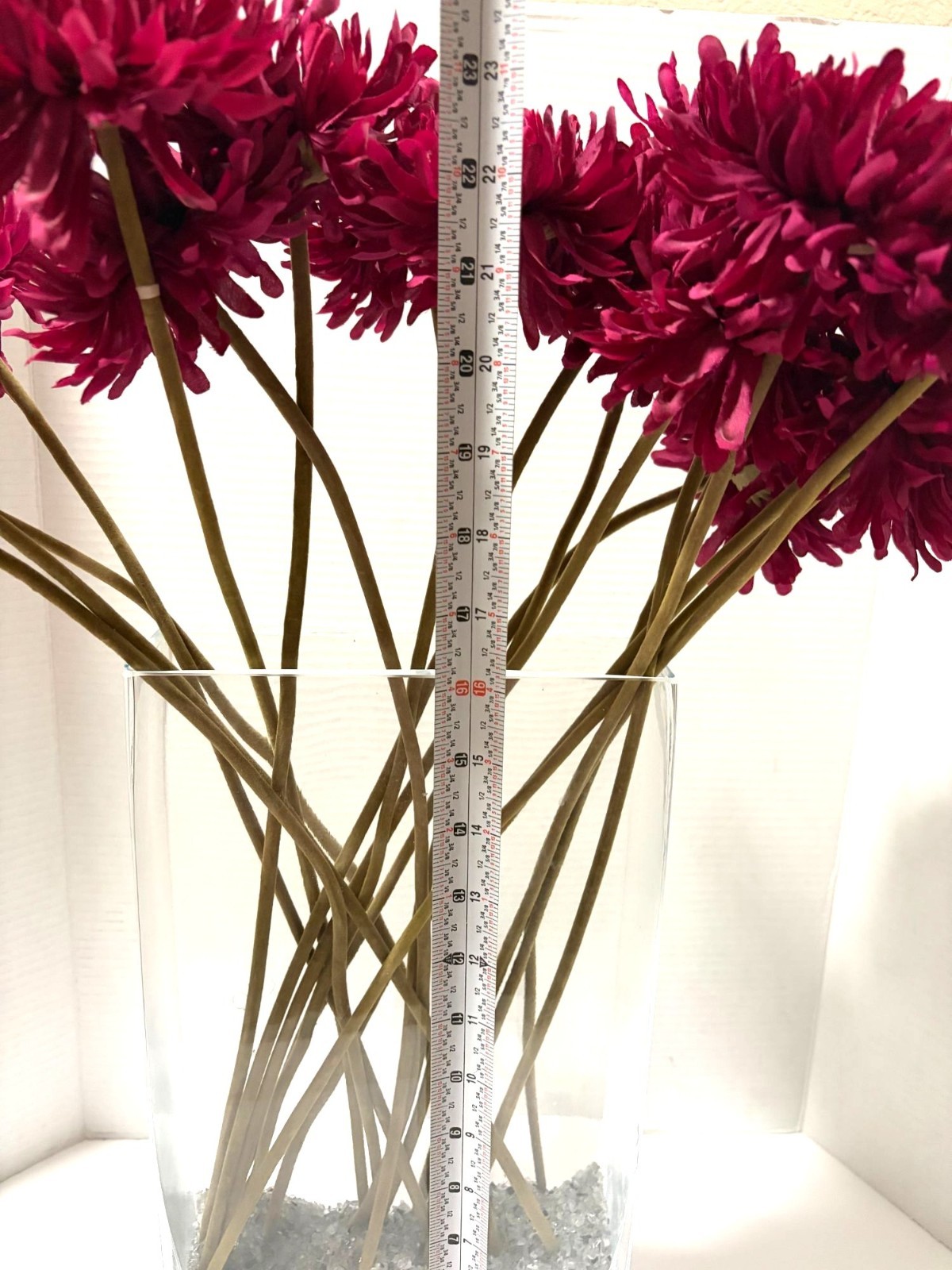 Artificial Pink Daisy Arrangement W/ Filler In Clear Glass Vase 16″Hx8″Lx2.5″W