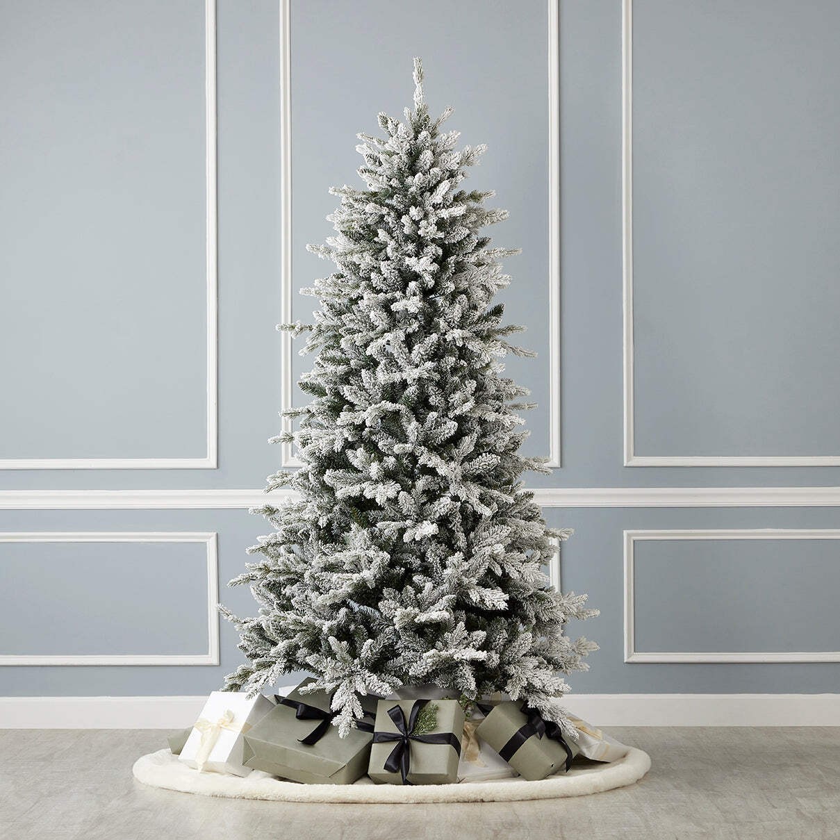 Bluffton Flocked Pine Tree