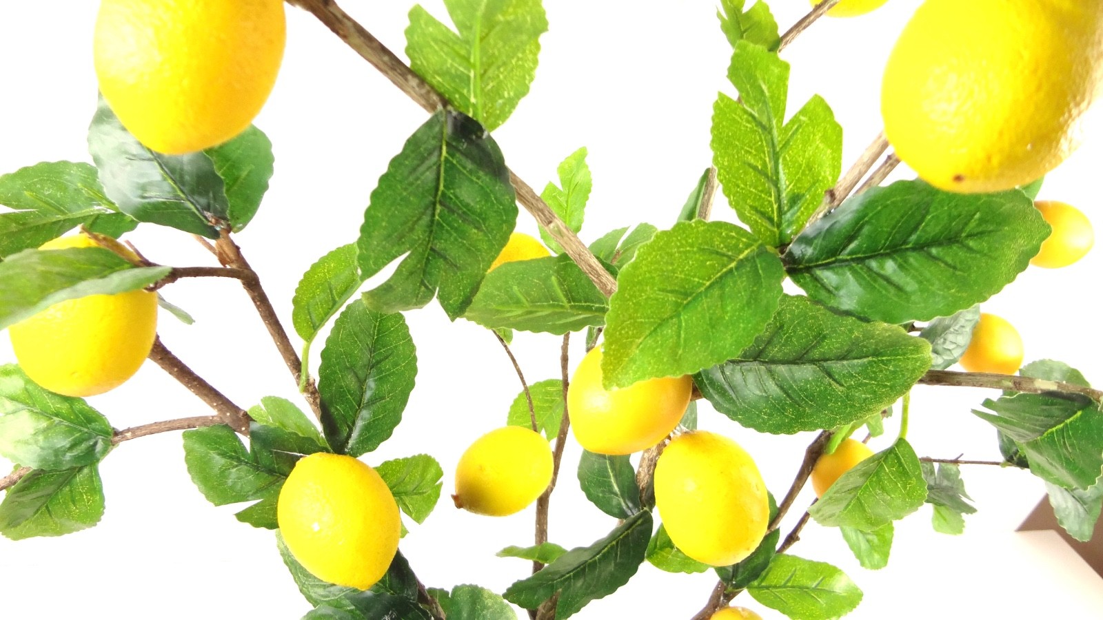 LEMON TREE 25″ (Large) Artificial Display Decoration (17 lemons)