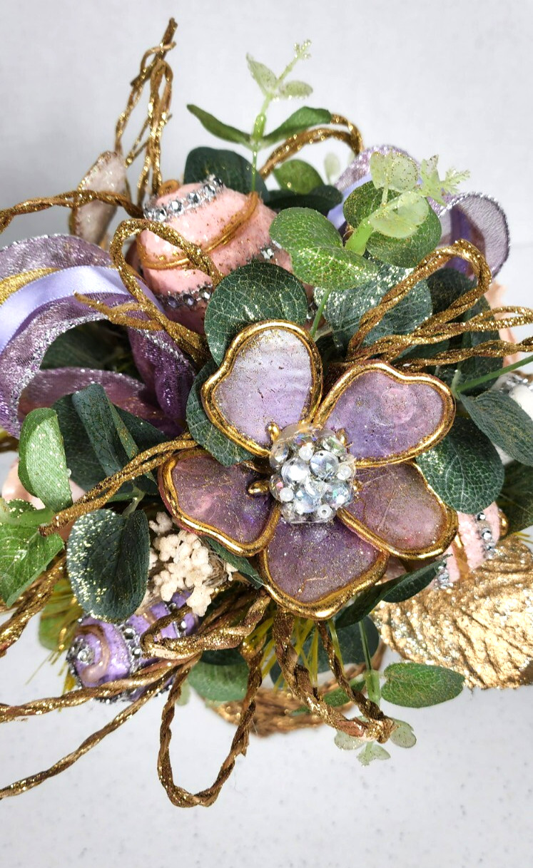 Pier 1 Capiz Easter Egg Floral Shimmer Glamour Arrangement GUC
