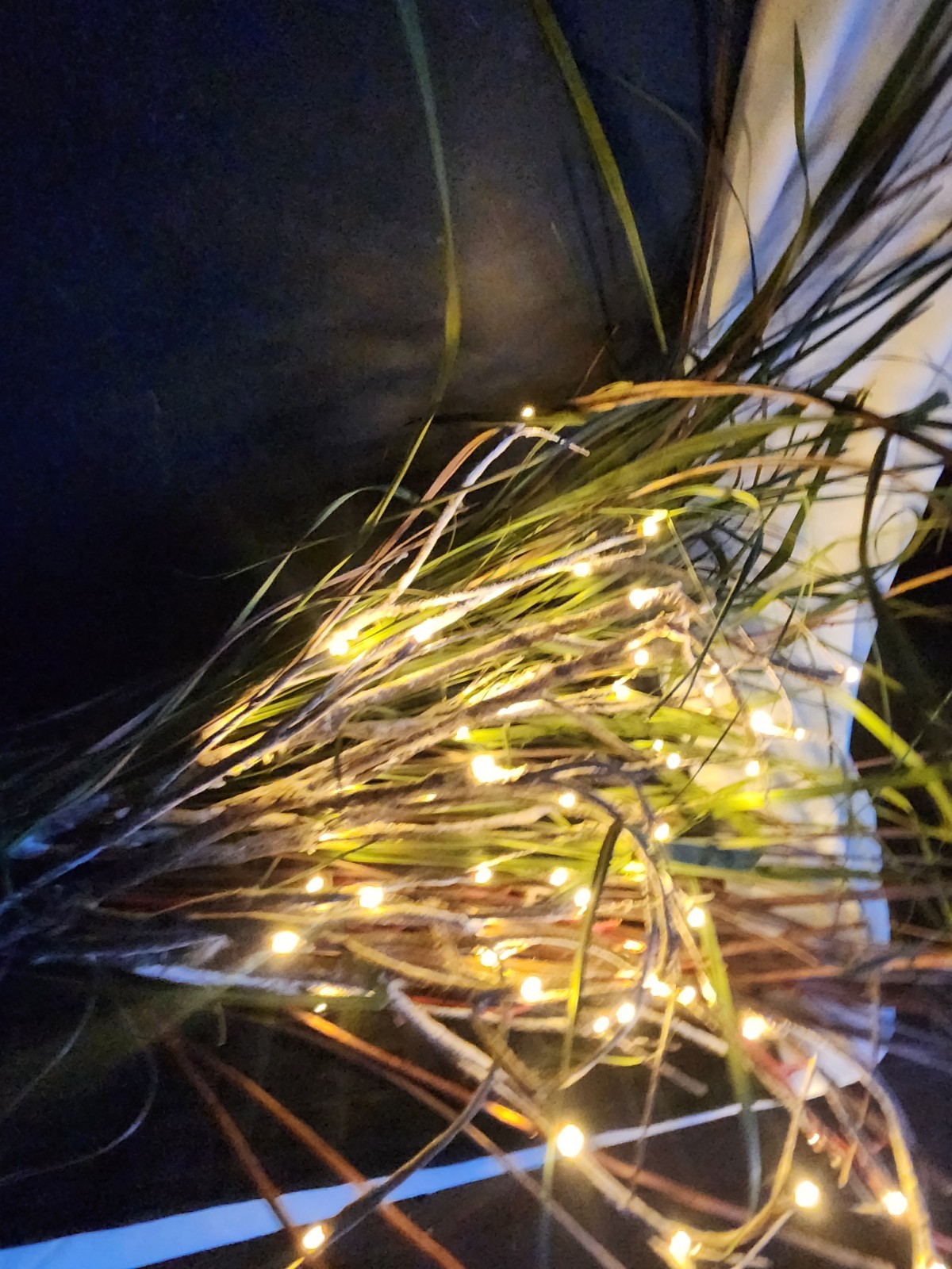 Decorative Artificial Willow Branch Set with White LED Lights for Indoor/Outdoor