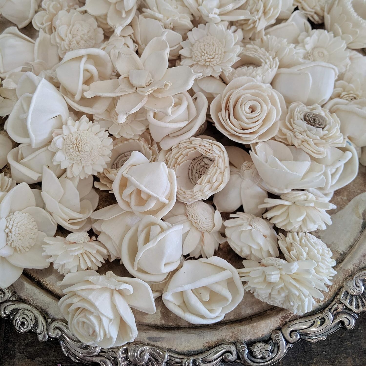 Assorted Cream Sola Wood Flowers – 50 Handcrafted Miniatures for Crafting
