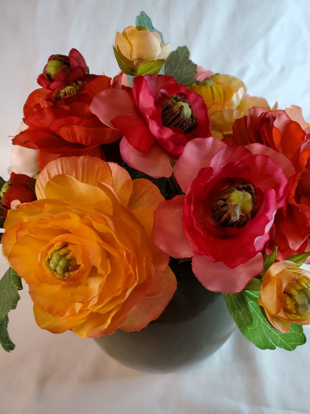 Pier 1 Imports Ranunculus Flower Bouquet Arrangement in Ceramic Pot