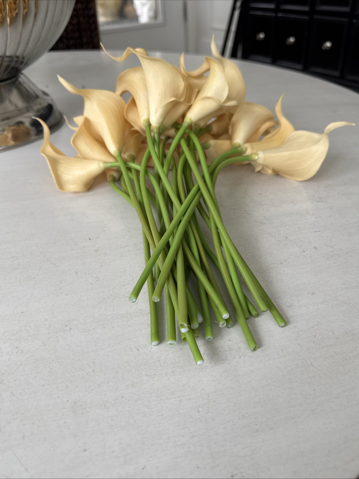 (24) Real Touch Artificial Calla Lily Flower Arrangement Bouquet