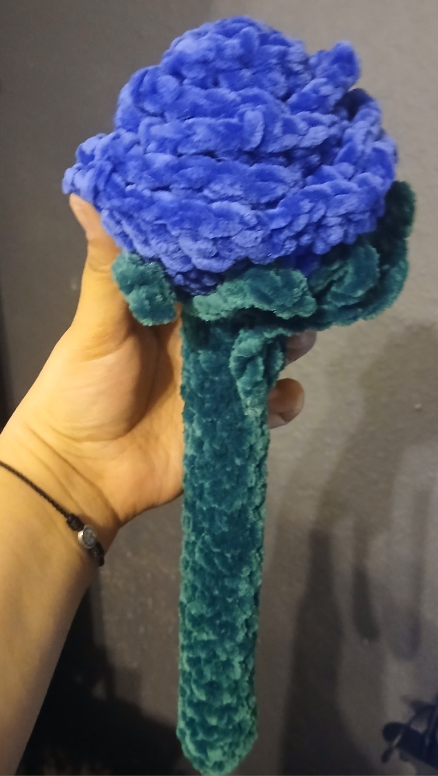Jumbo BLUE Rose Crocheted Bouquet For Her Rosa AZUL Jumbo Para Ella