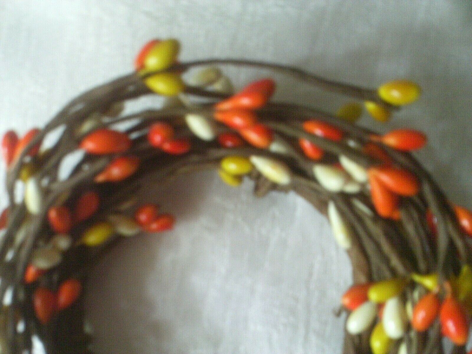 NEW Primitive Berry Candle Ring 4.5″ Pips Orange Yellow White Halloween Wreath