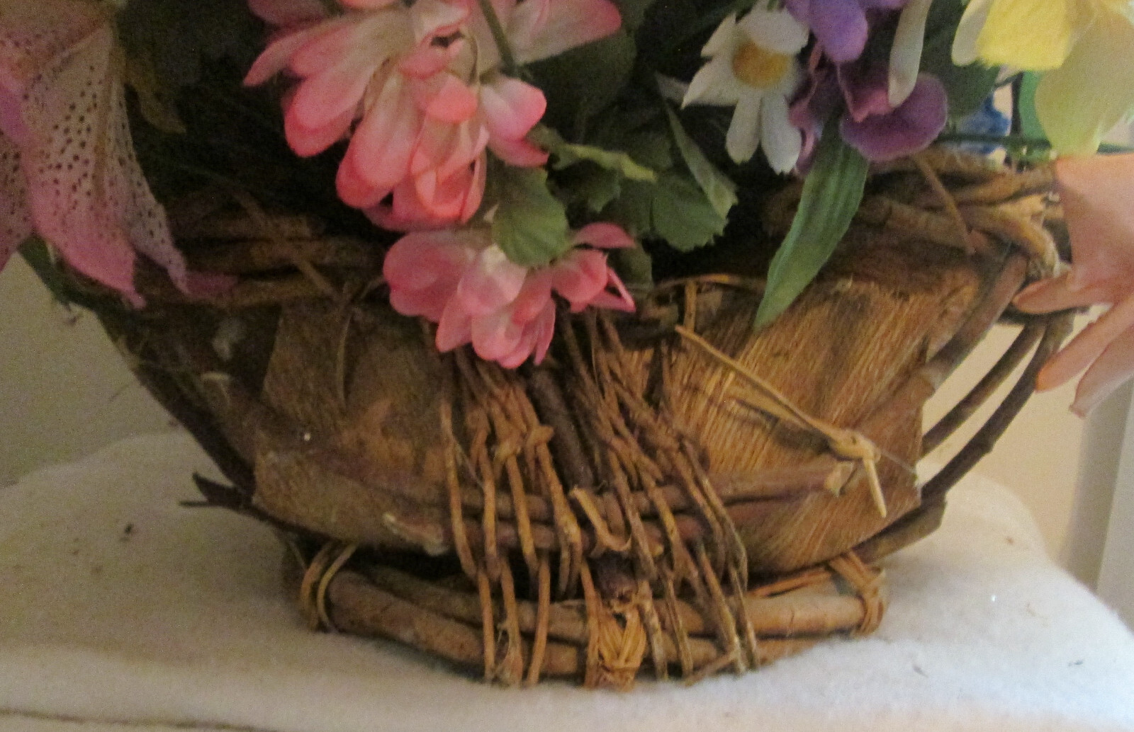 Artificial Colorful Flowers Planter Woven Basket w/Handle Indoor House Plant