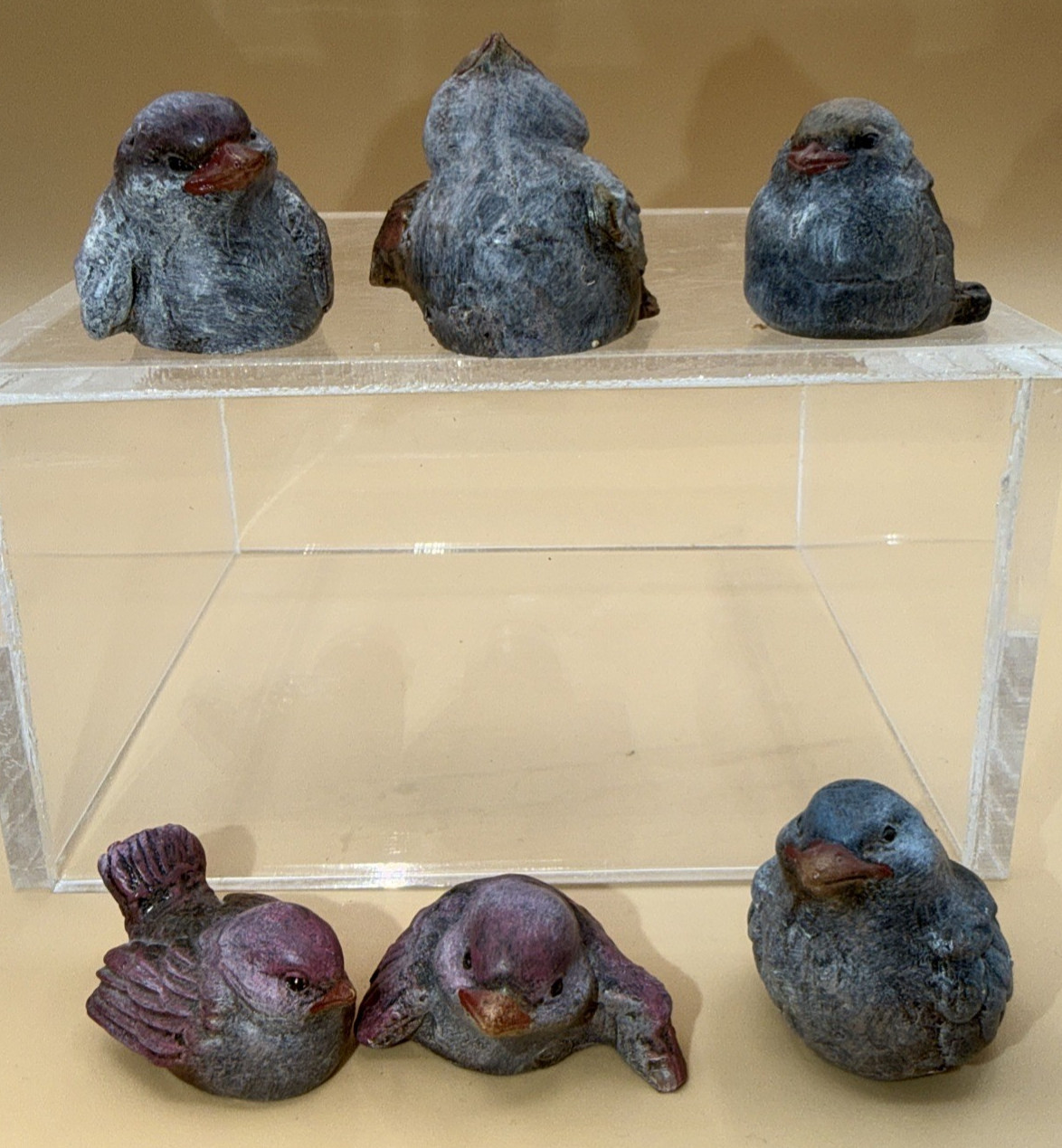 SET of 6 small Birds in Bird Nest (Man Made) – Resin or Ceramic?? – Unbranded
