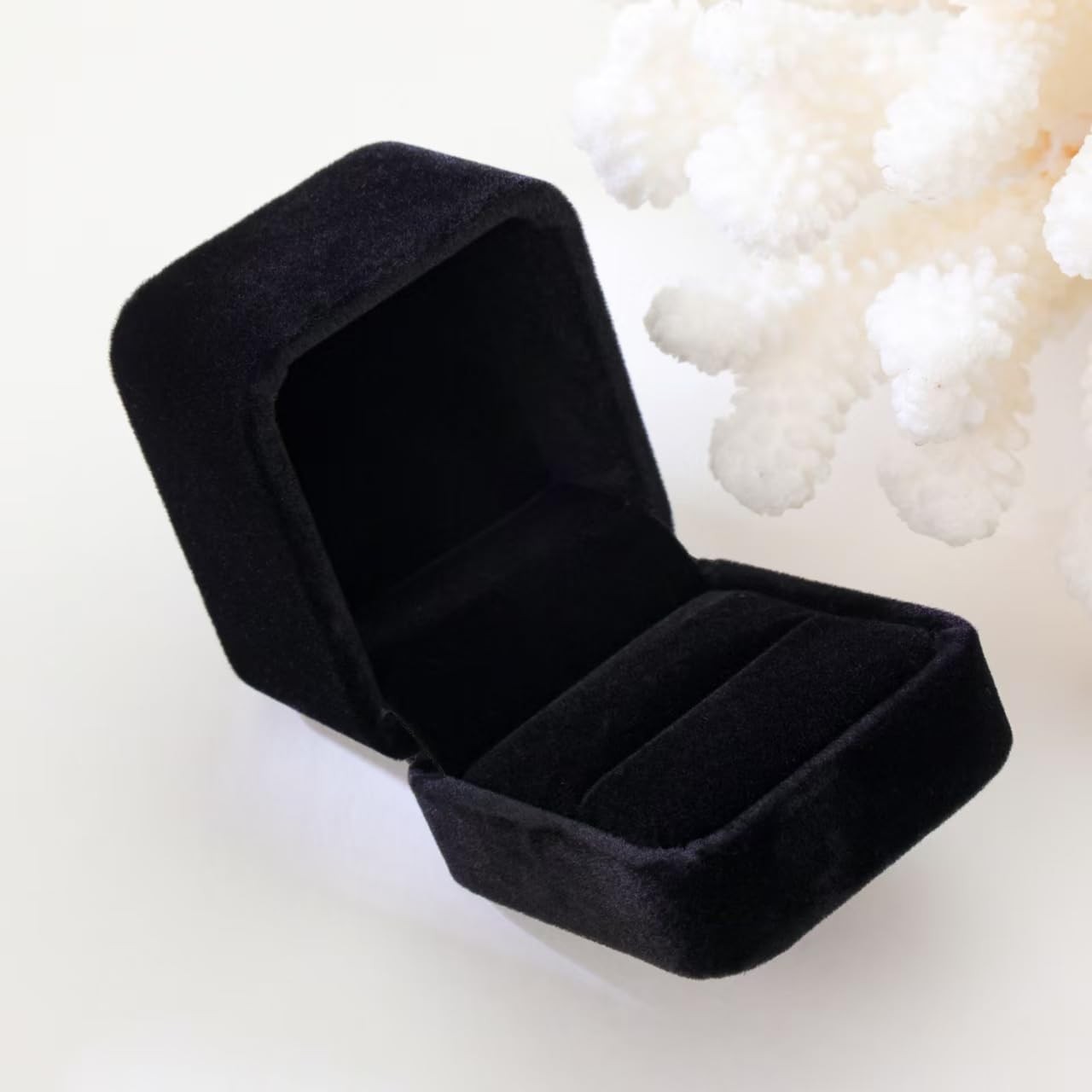Niche-Finds Black Velvet Ring Box – Luxury Soft 2.5 x 2 x 2 inches,
