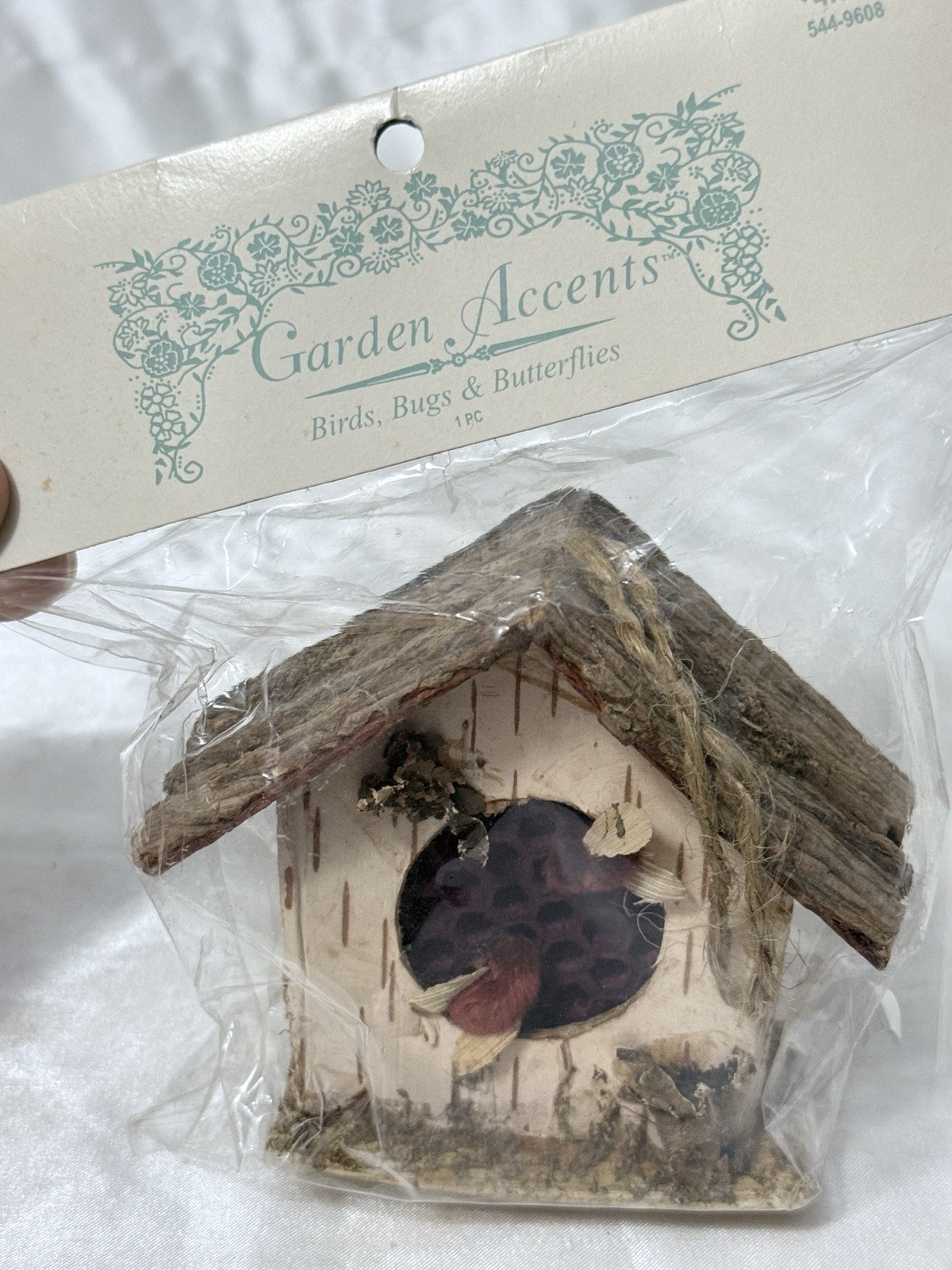 Vintage Garden Accents Decorative Bee’s in a House Decoration Crafting 2001
