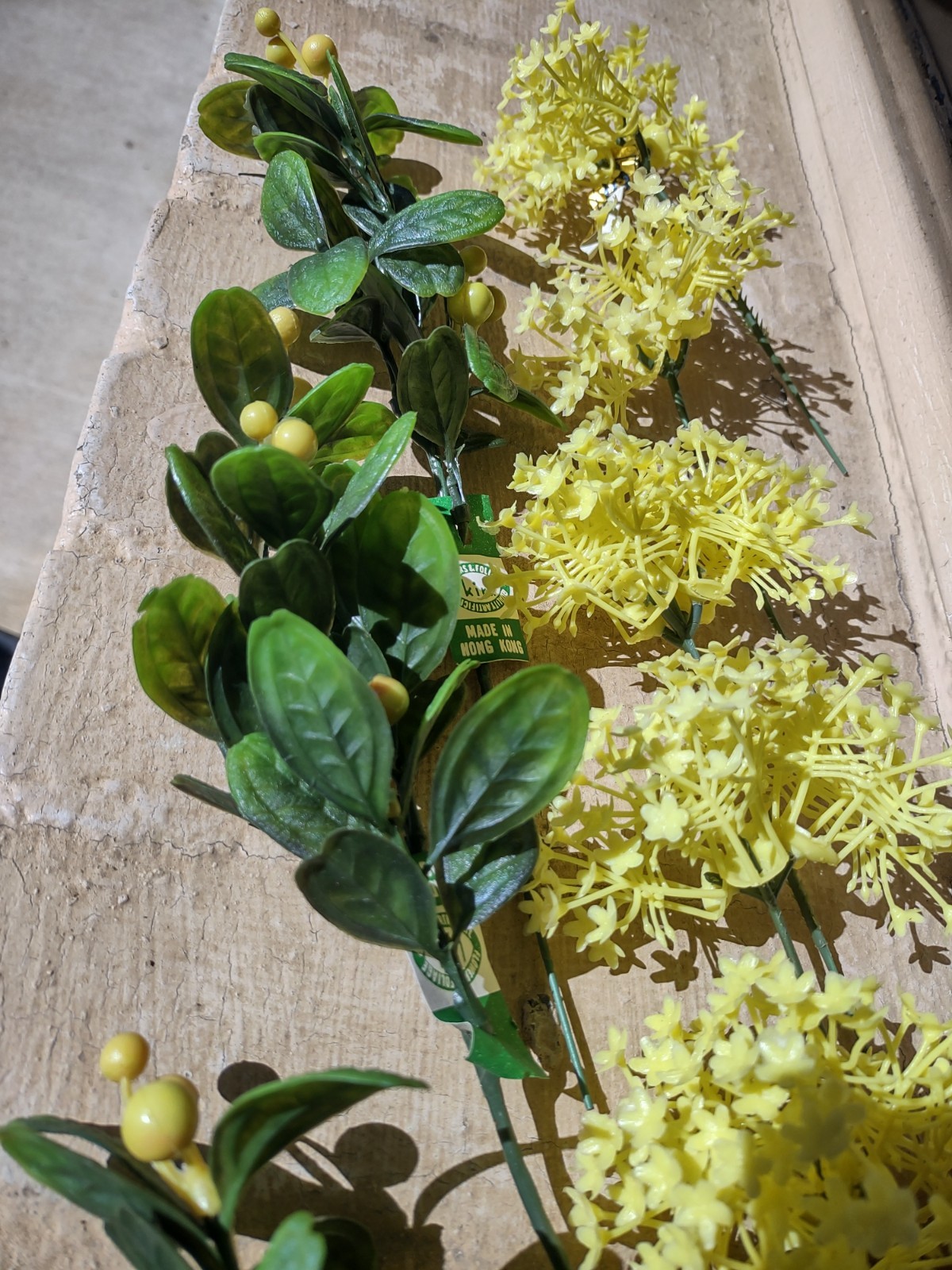 9 Stems 1960s Vintage Plastic Retro Flowers & Greenery-Mistletoe & Babies Breath