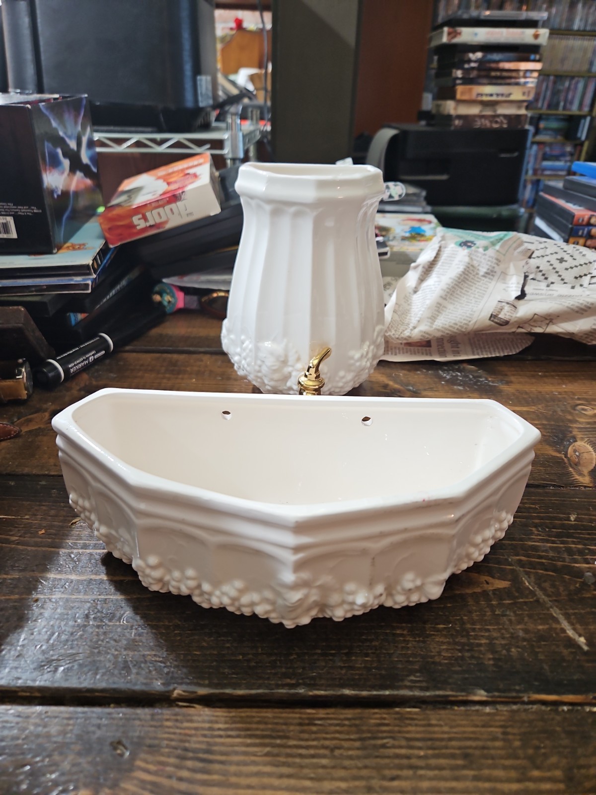 Vtg 2-Piece Lefton Wall Pocket Planter Spigot & Basin Grape & Leaf Pattern #3262
