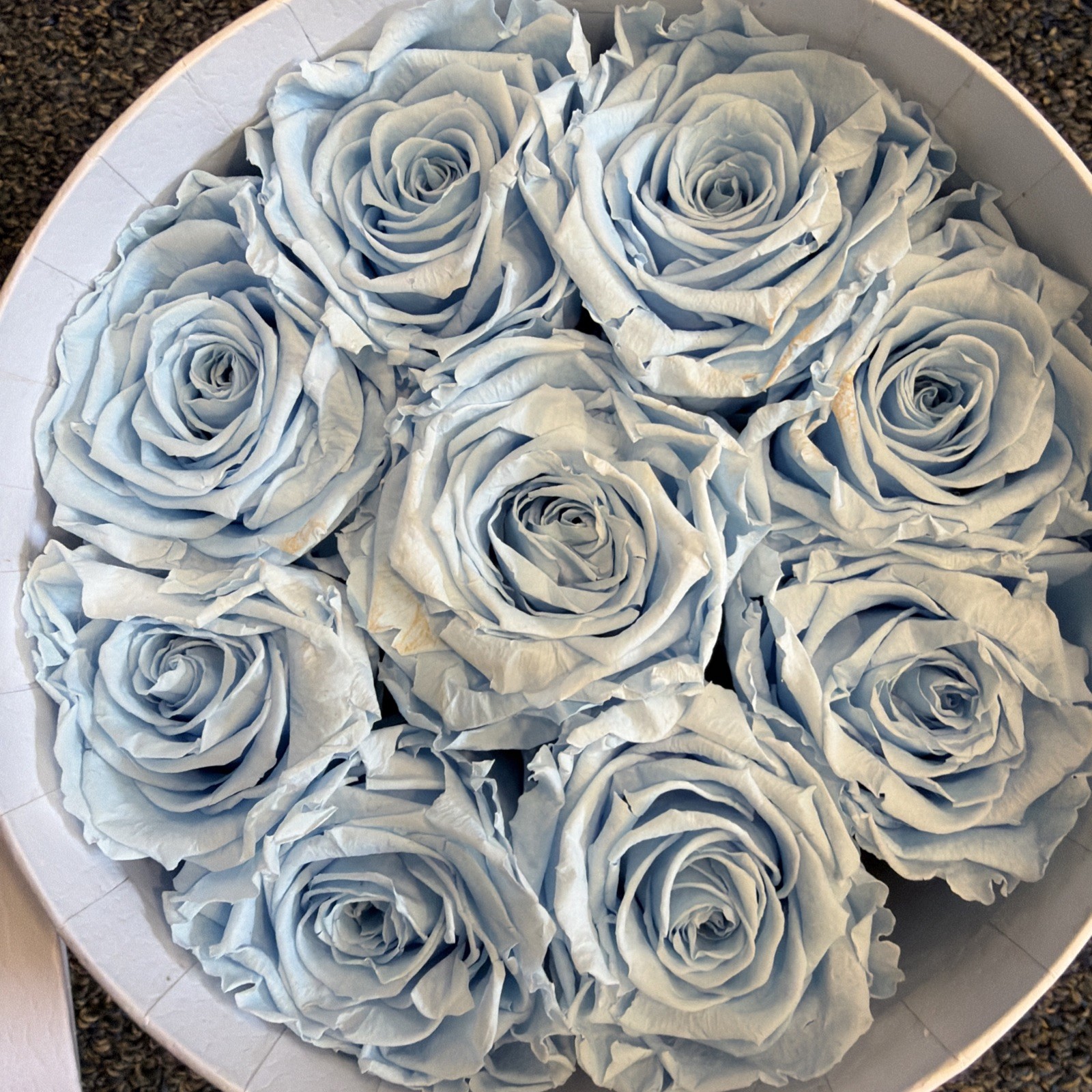 Preserved roses box of 9 blue eternal roses Le Panier de Fluers rose home decor