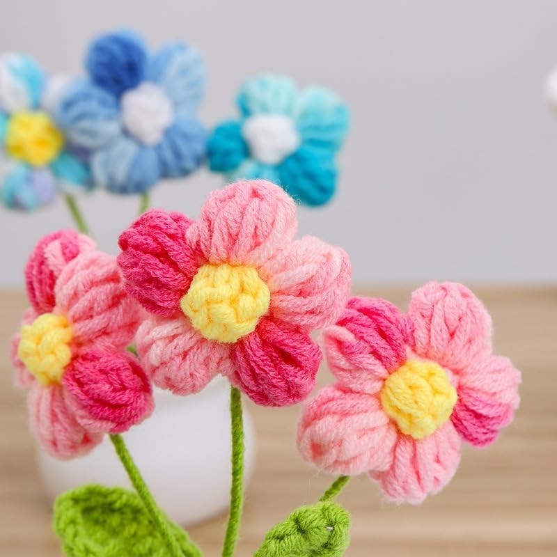 Adorable Mini Knitted Sunflower Potted Plant – Perfect Gift for Any Occasion