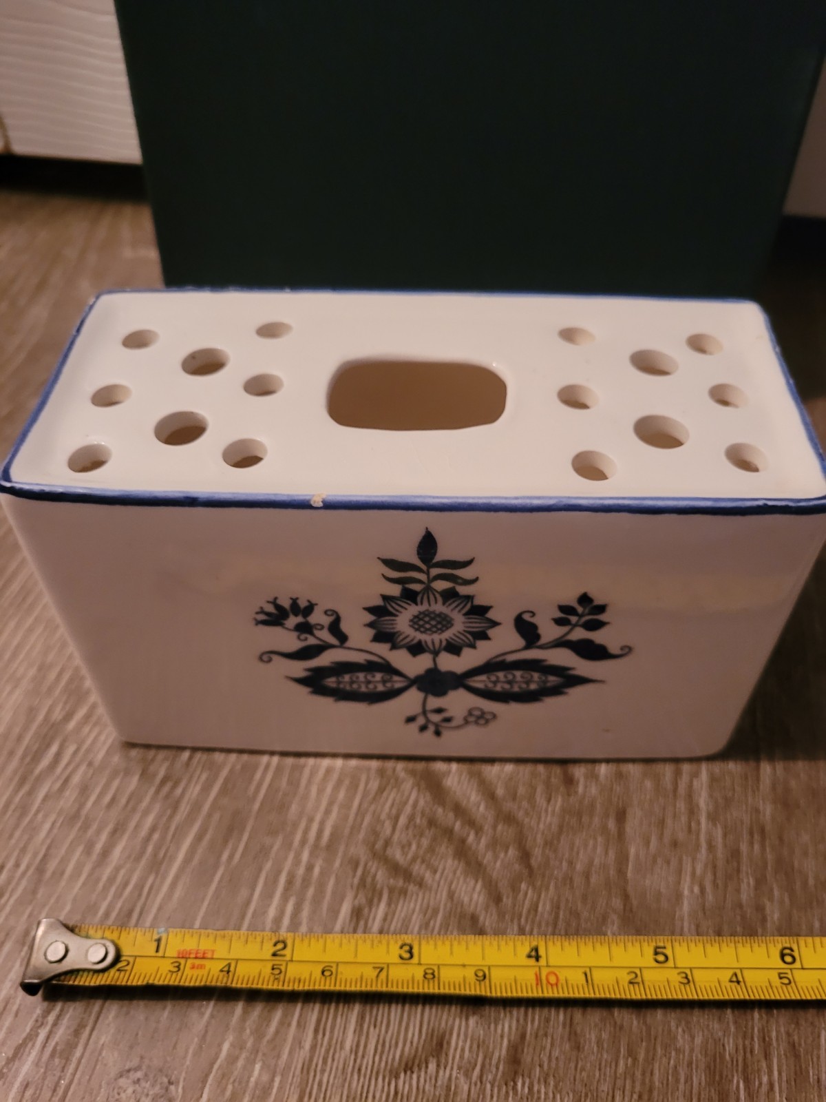 1992 MMA Hand Painted Blue/White Ceramic Flower Frog Brick Vase 5″L • Portugal