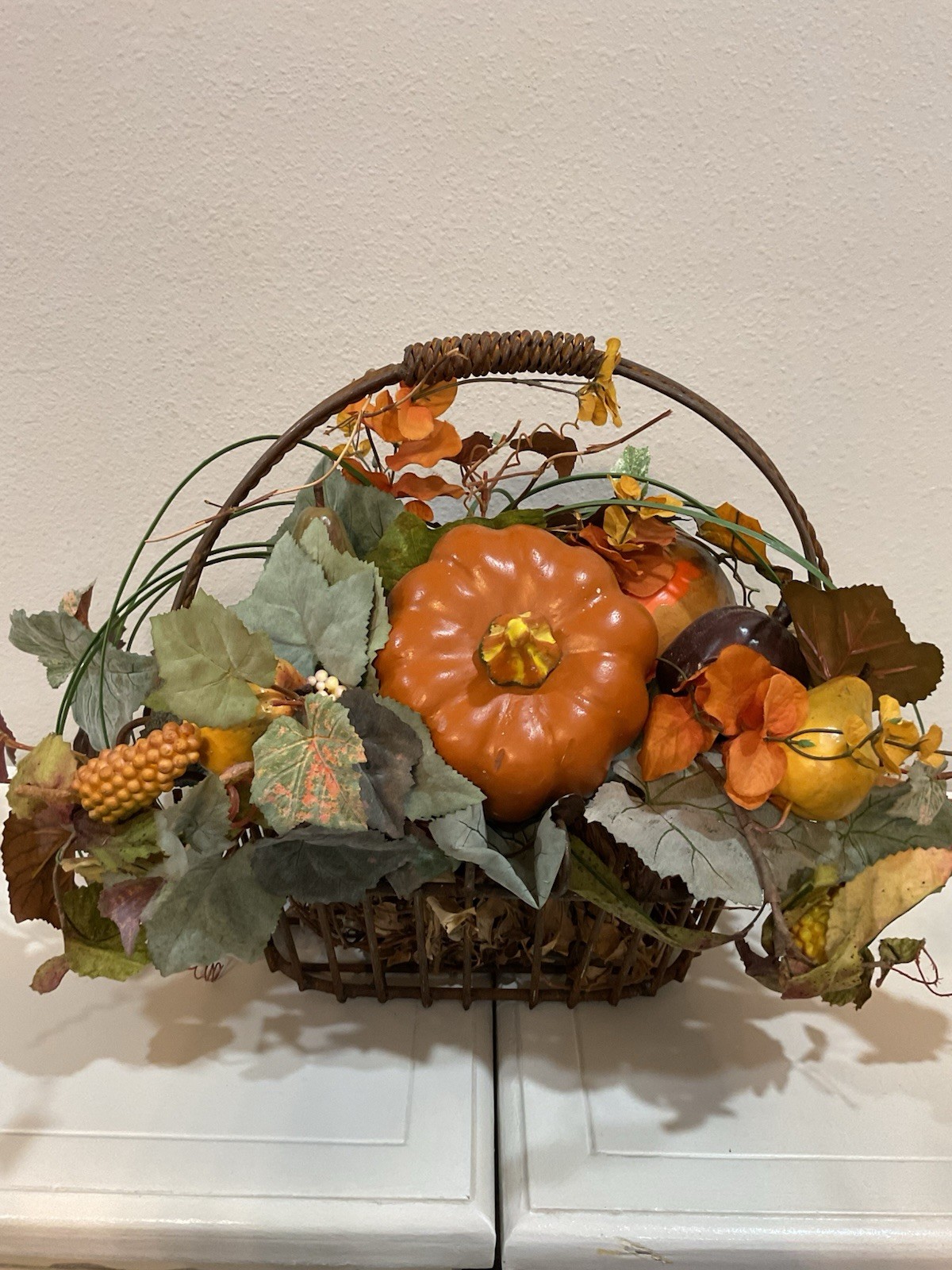Rustic Metal Basket Fall Leaf Fruit Vegetable Floral Arrangement Centerpiece