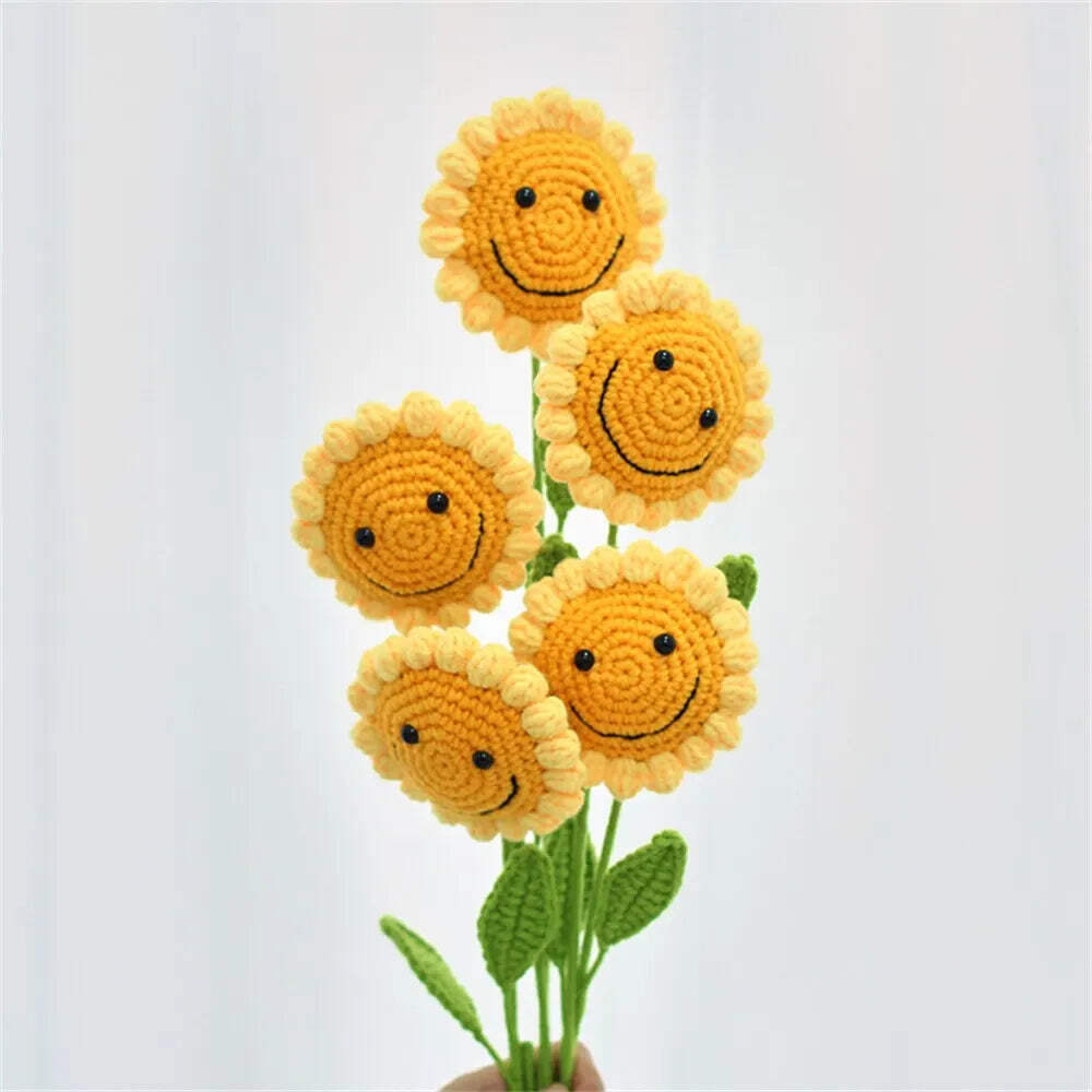 Handmade Knitting Sunflower Bell Flower Decoration Home Ornament Birthday Gift N