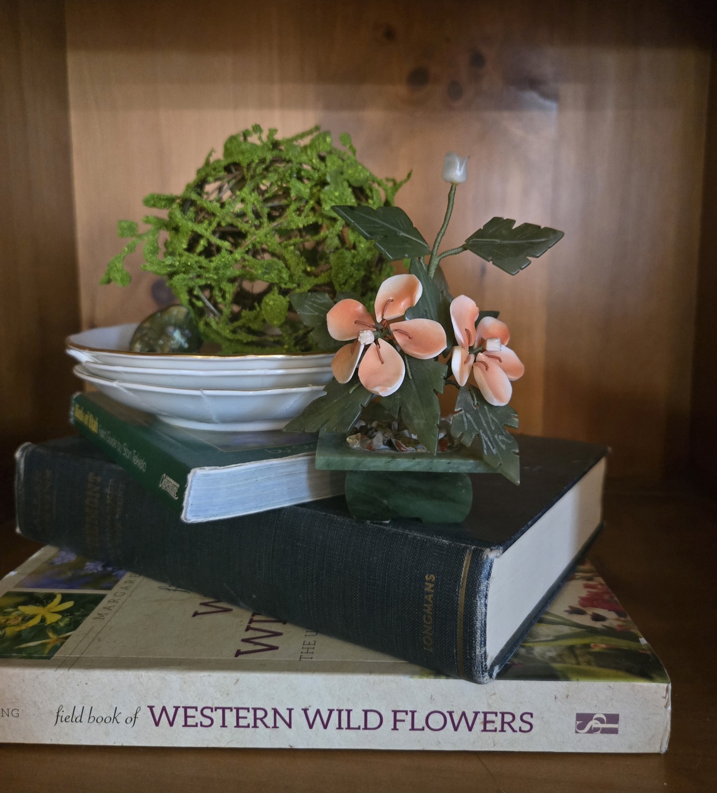 Vintage Jade & Shell Flower Arrangement – Handcrafted Bonsai-Style Floral Sculpt