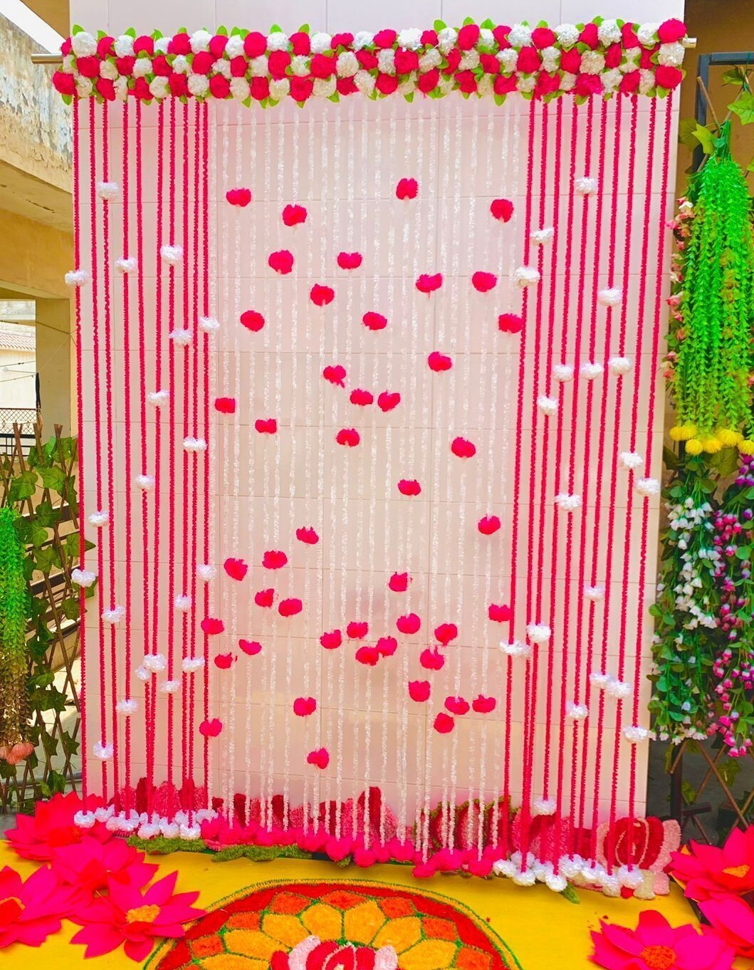White Decoration Backdrop Panel With artificial floral Strings Party Backdrop