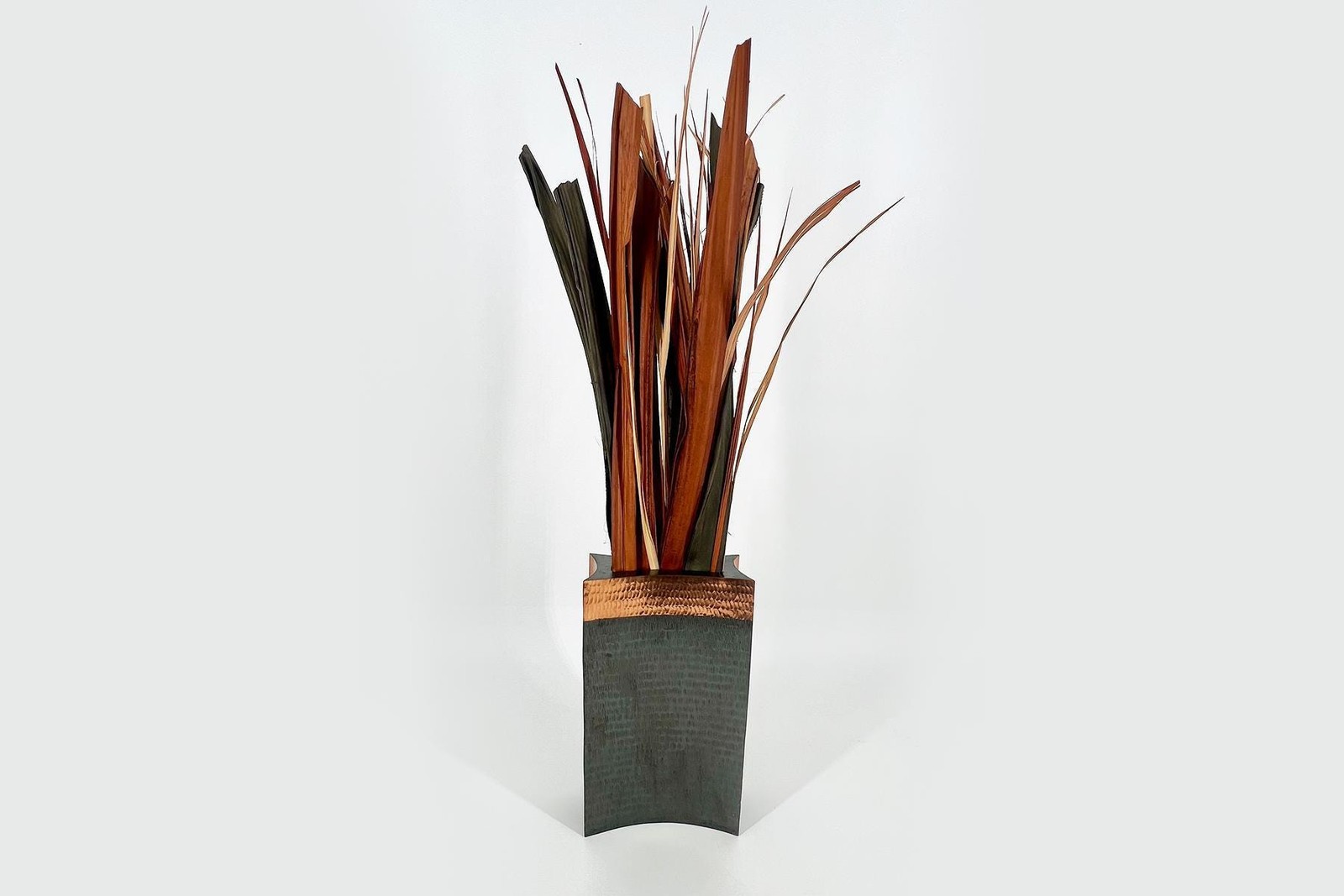 Gold and brown leaf vase