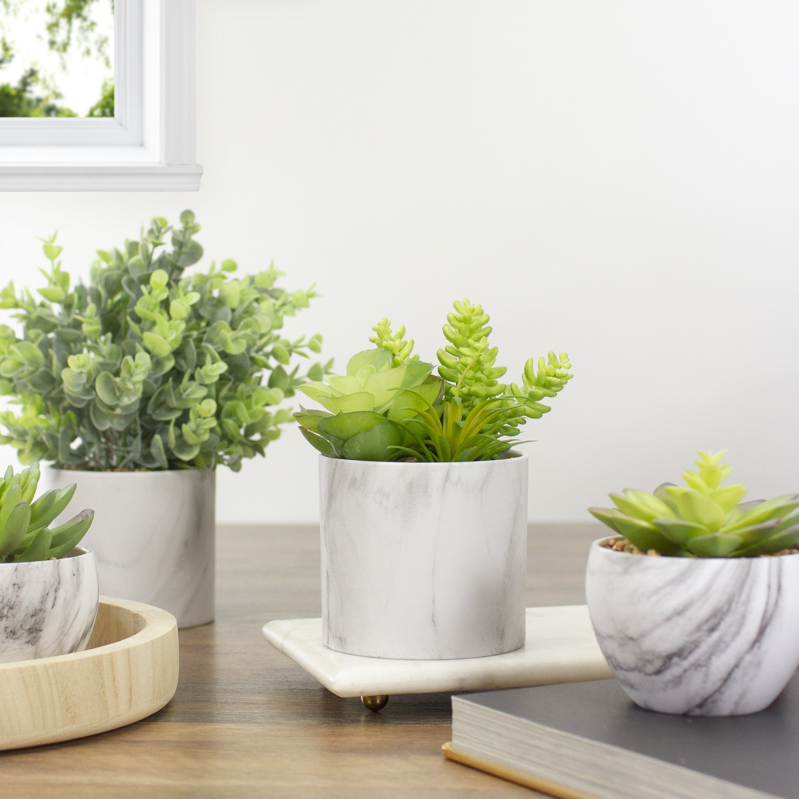 Northlight 6.5″ Green Artificial Succulent Arrangement in Faux Marble Pot