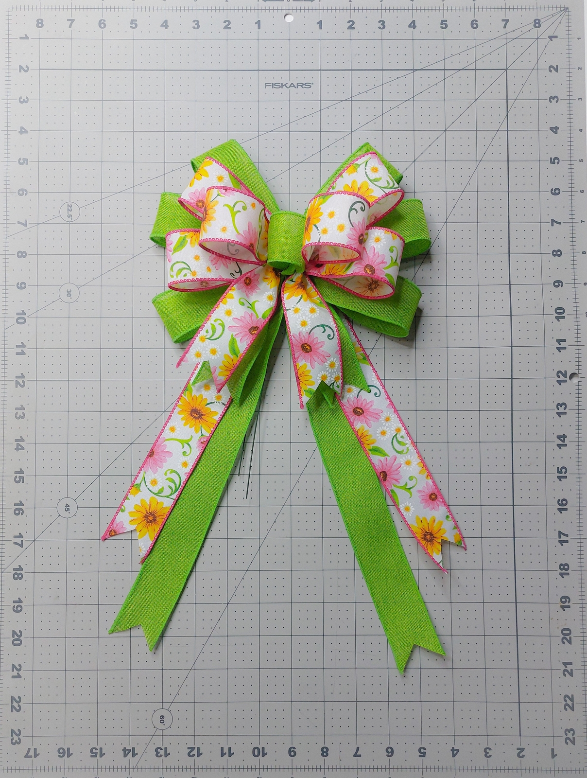 Yellow and Pink Daisies with Green, Wreath Bow, Size Small