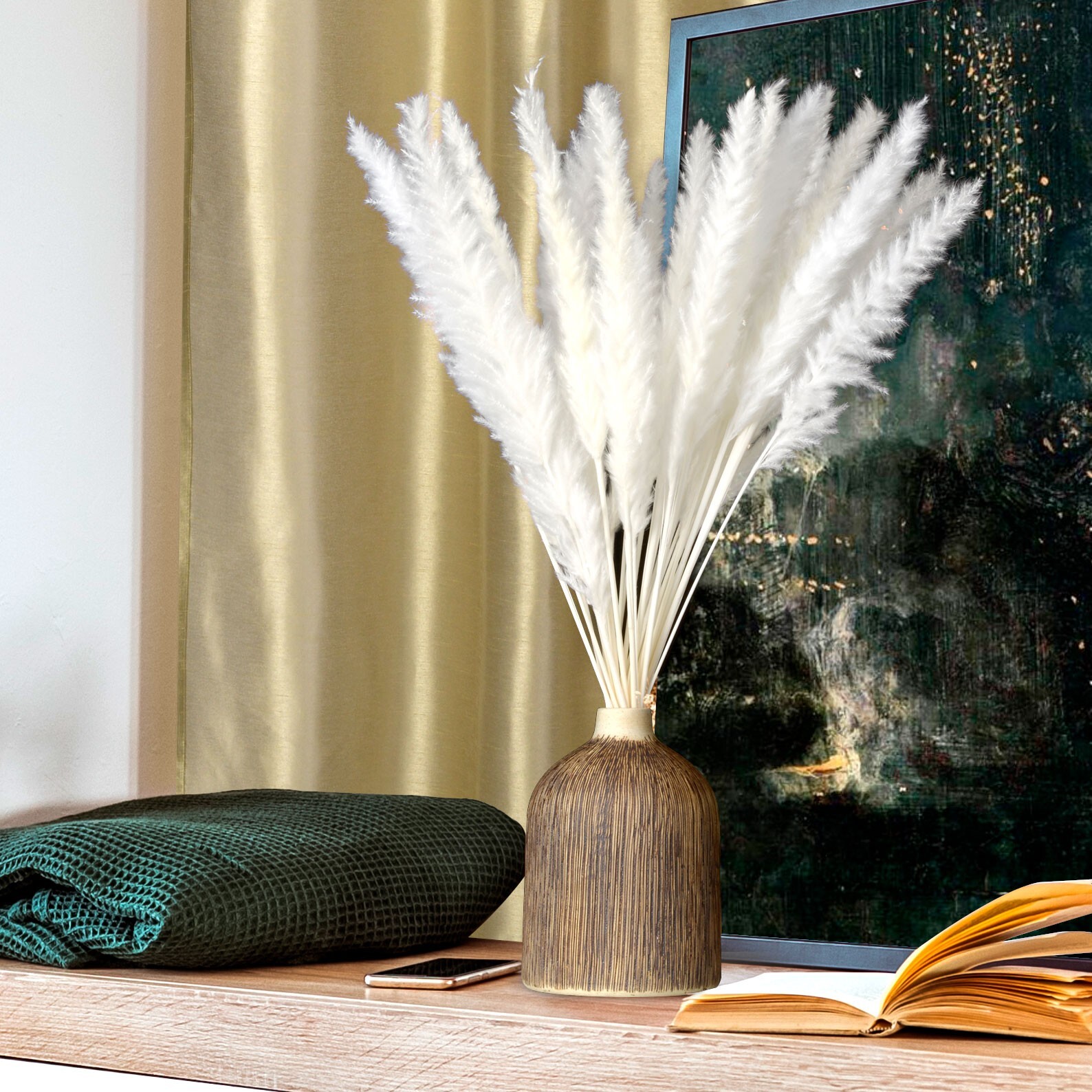 60 Piece Pampas Grass Bundle. 30 White Stems 30 beige/natural stems. 22″ Stems.