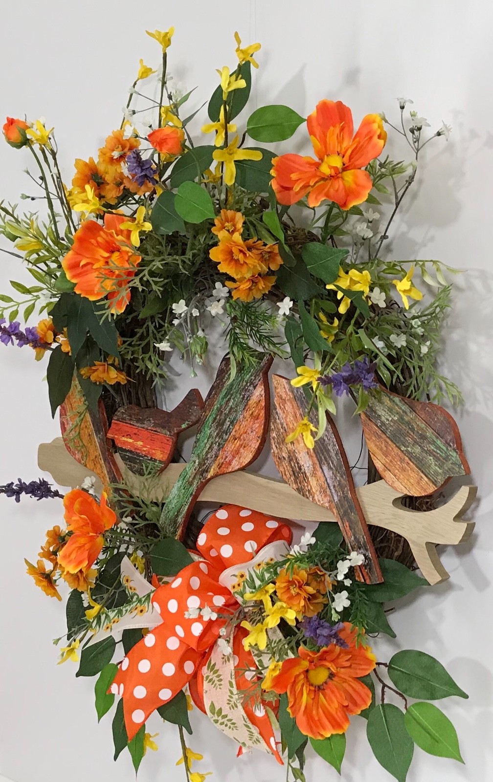 SPRING WILDFLOWERS GRAPEVINE WREATH BIRDS ON LIMB SUMMER ORANGE YELLOW FLORAL