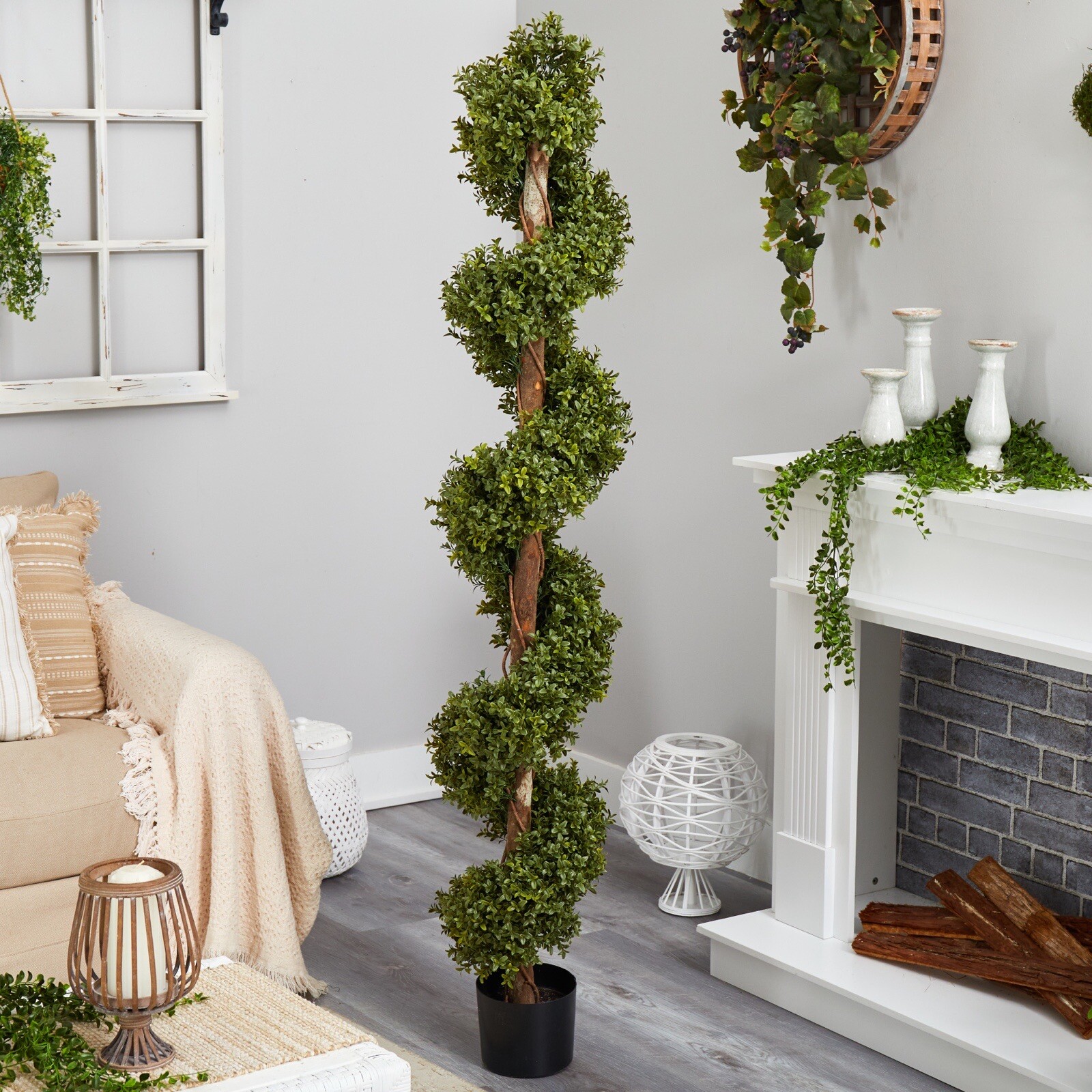 6’ Topiary Boxwood Spiral Artificial Tree UV Indoor/Outdoor. Retail $199